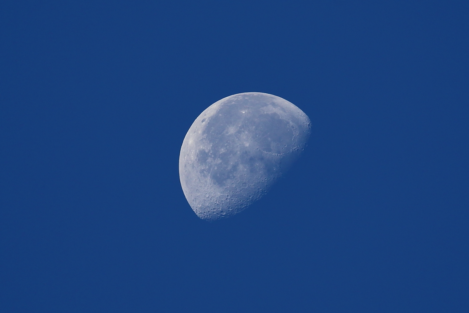 Luna di giorno