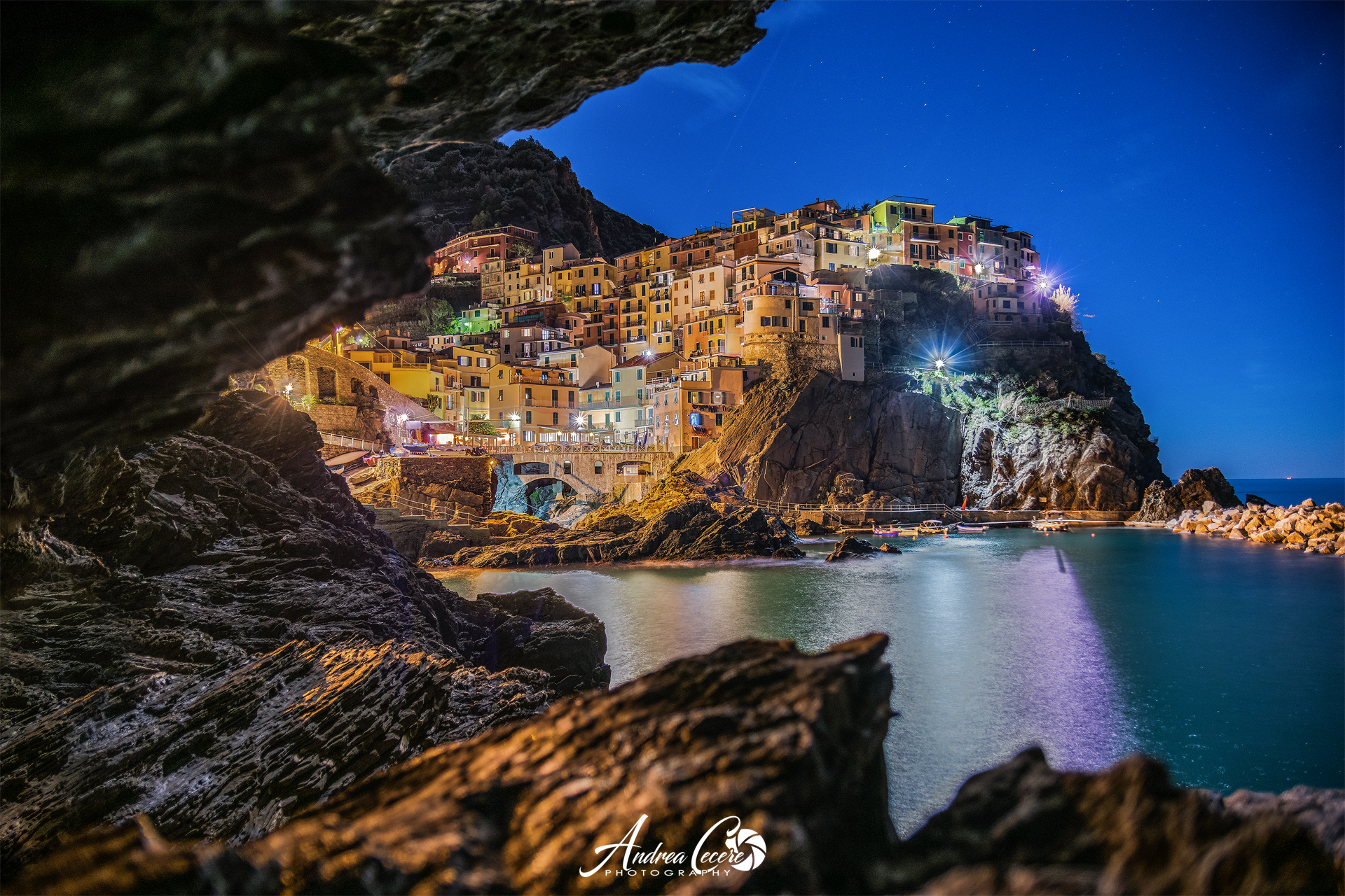 a look at Manarola at night