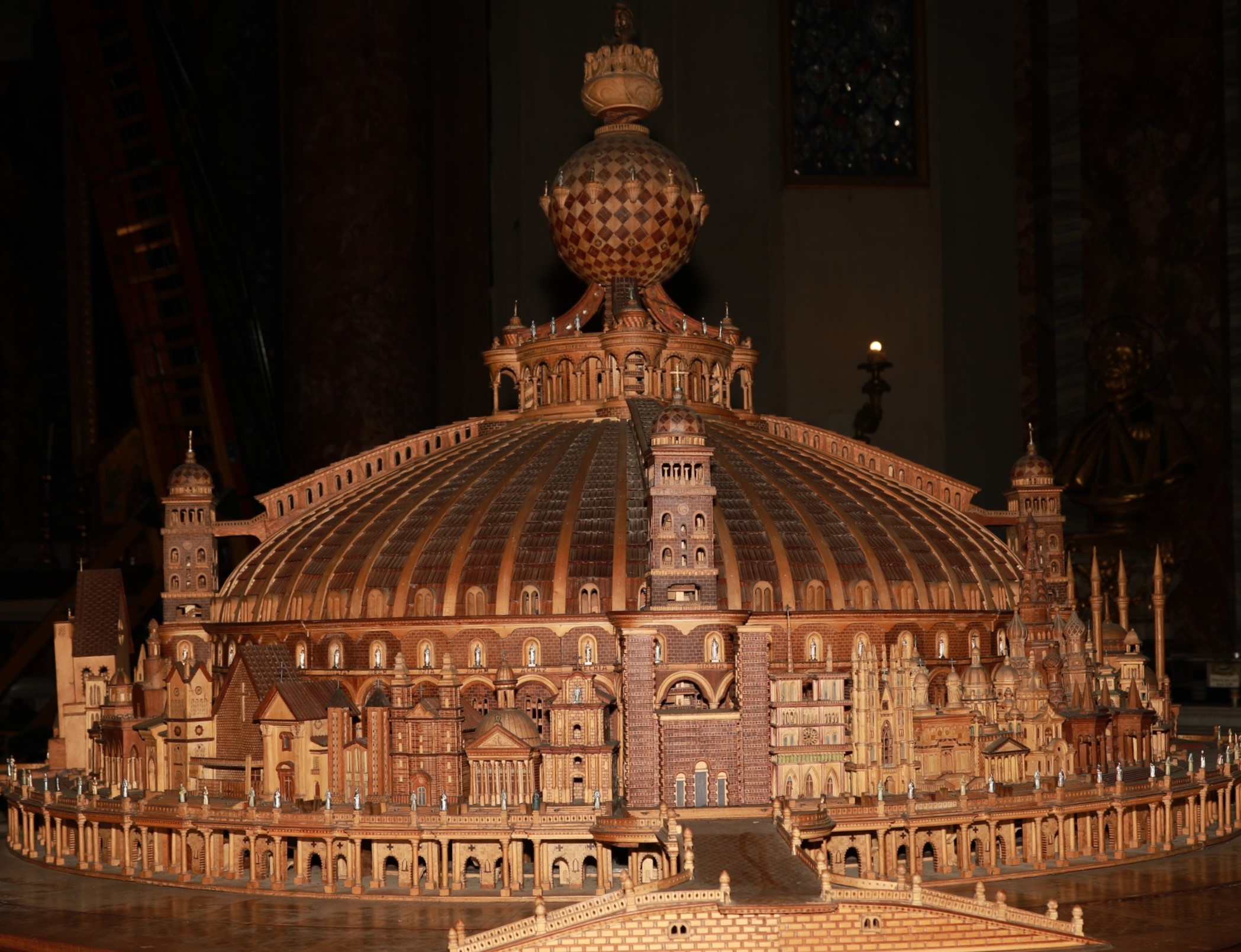 RM S.Ignazio Miniature in wood, demplio of Cristo RE