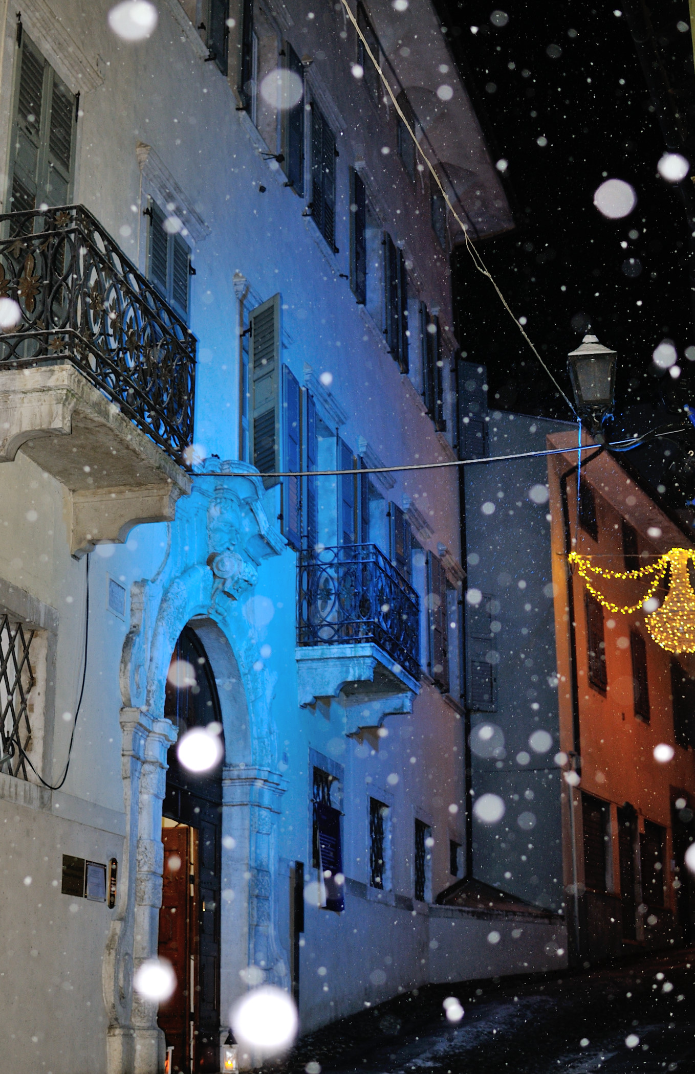 Fiocchi di neve su Ala. (Palazzo Gresti-Filippi)