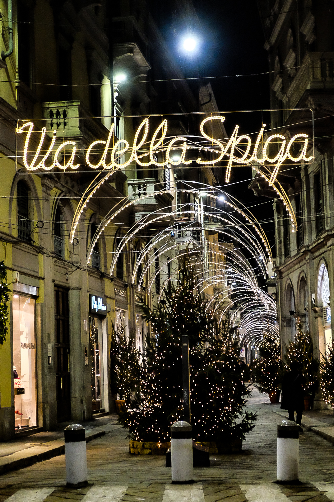 via della spiga on Christmas evening