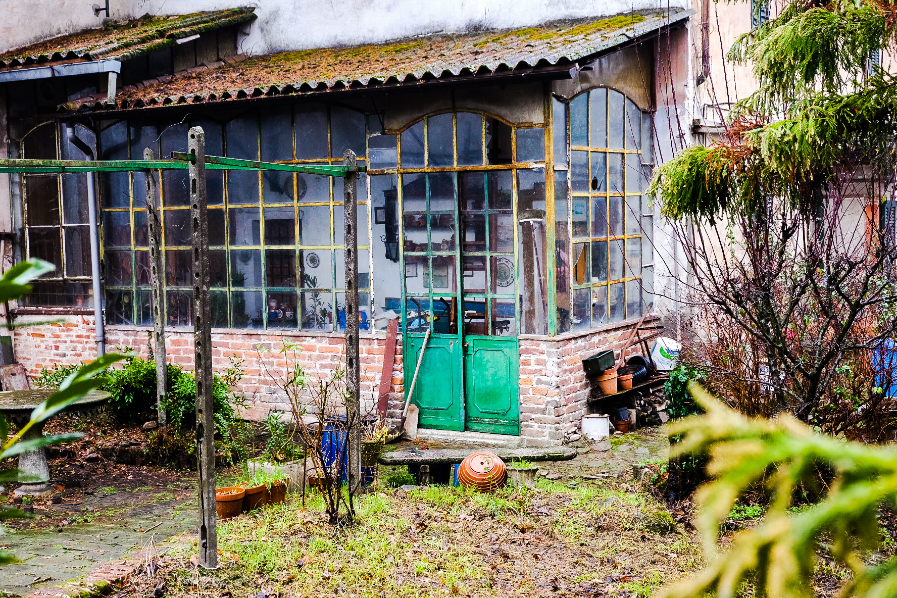 the little house in the garden