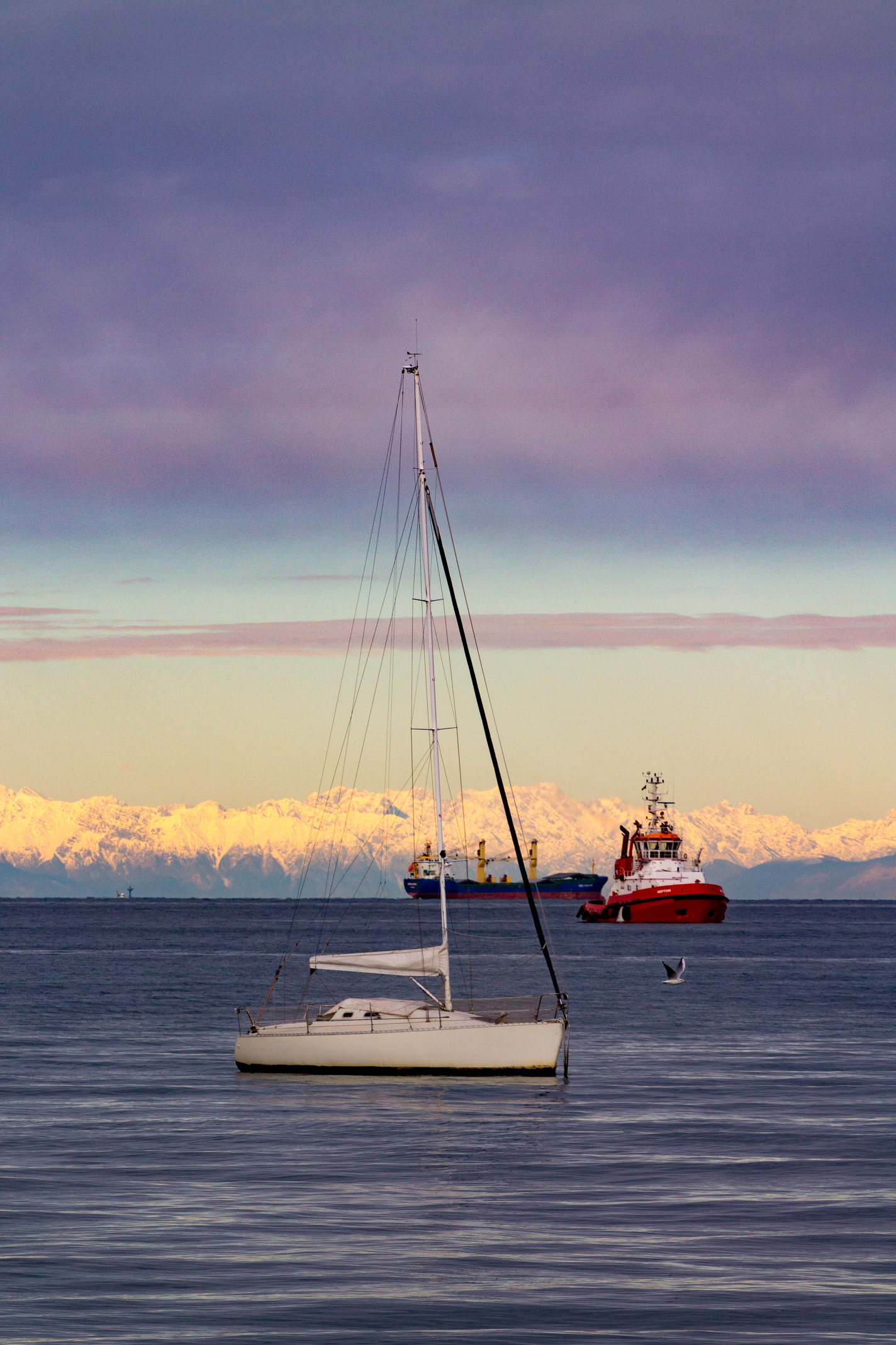 Sea and mountains ... first snow mountains FVG