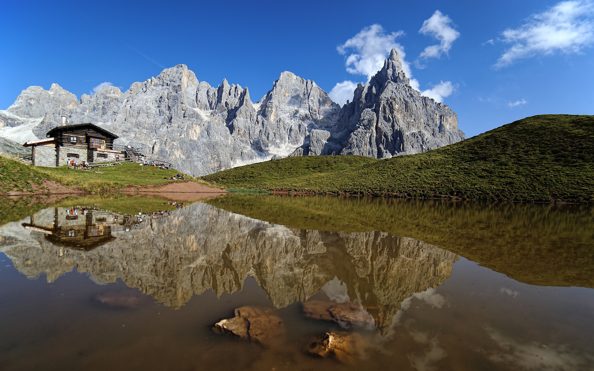 Lo specchio delle Dolomiti