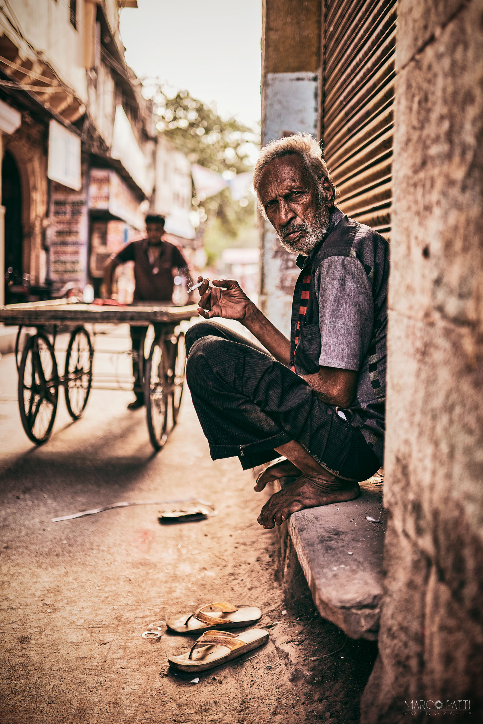 If money does not give happiness, let alone misery