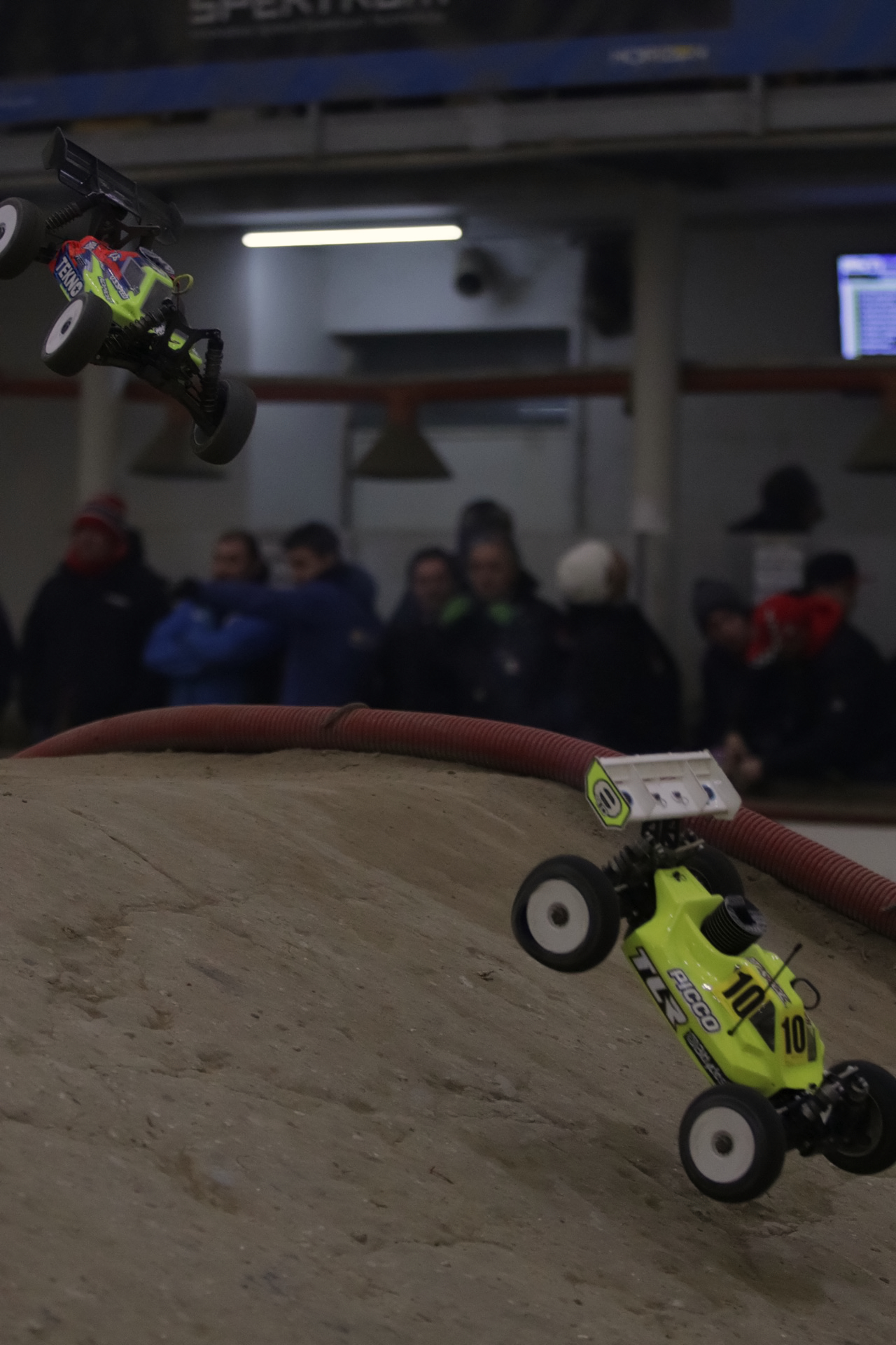 Look, I'll take you!