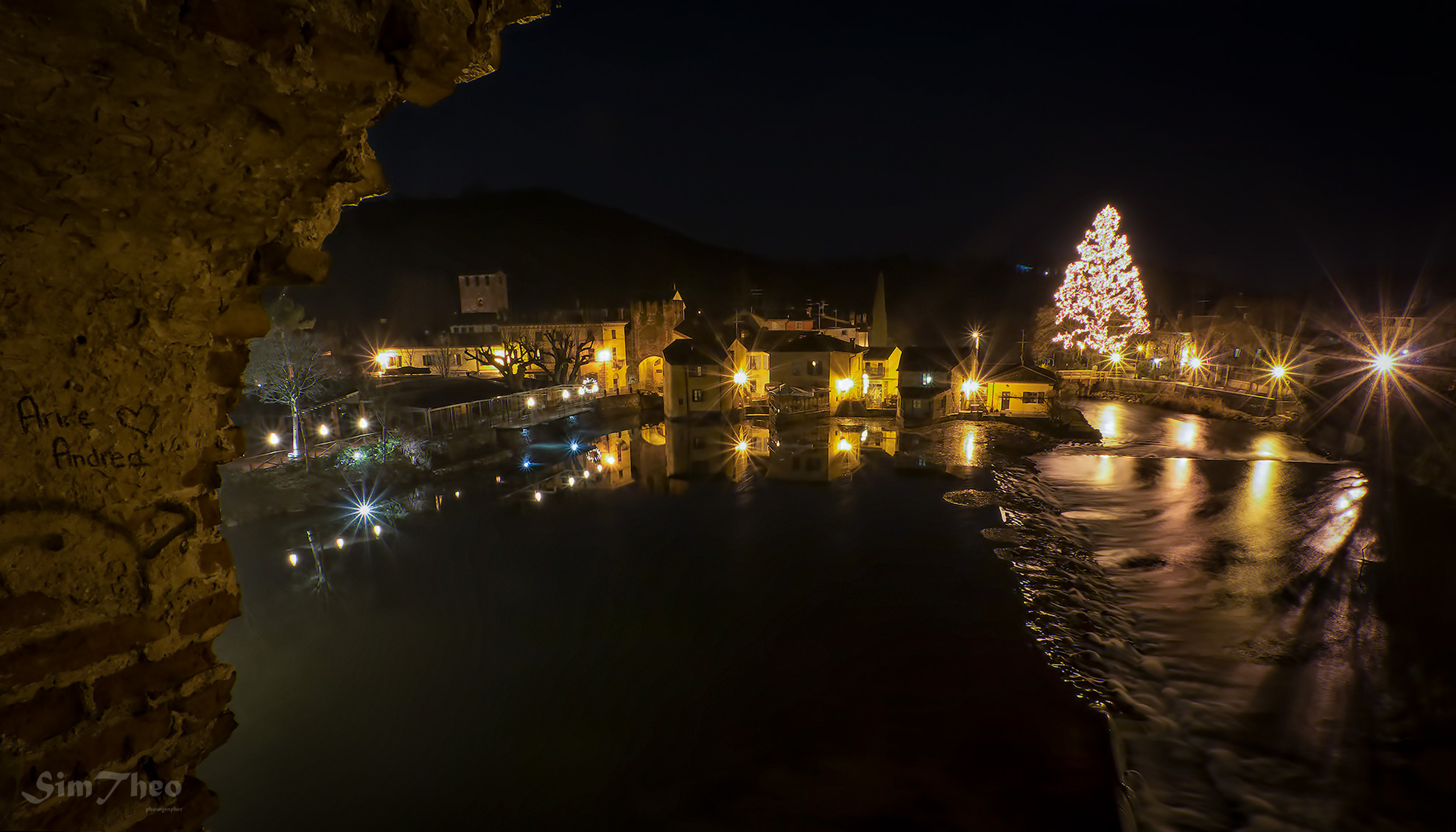 Borghetto in notturna
