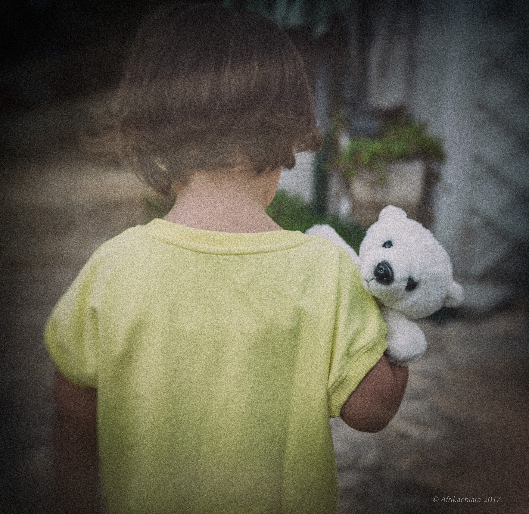 True friends never leave you ...