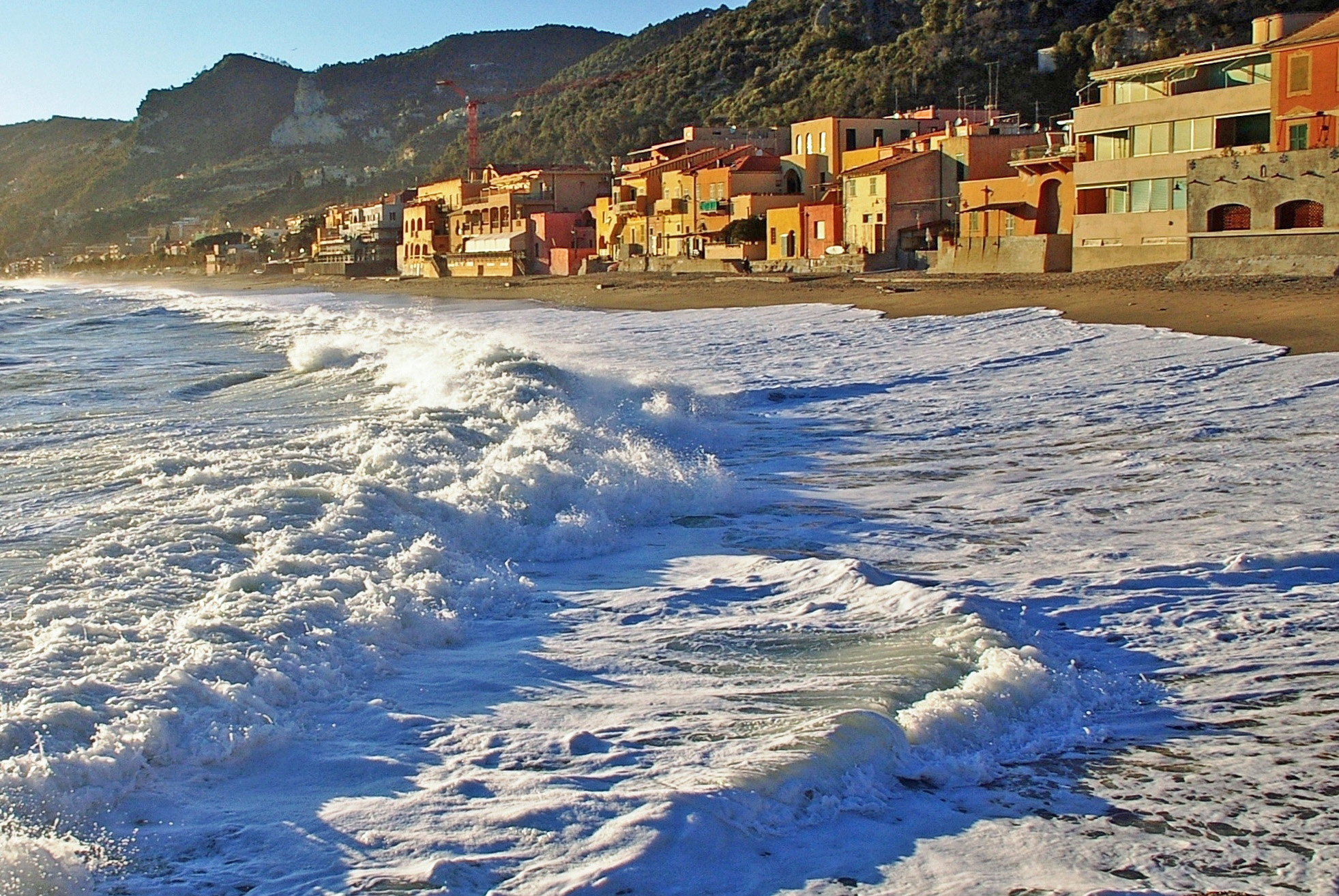 Varigotti-2: winter waves