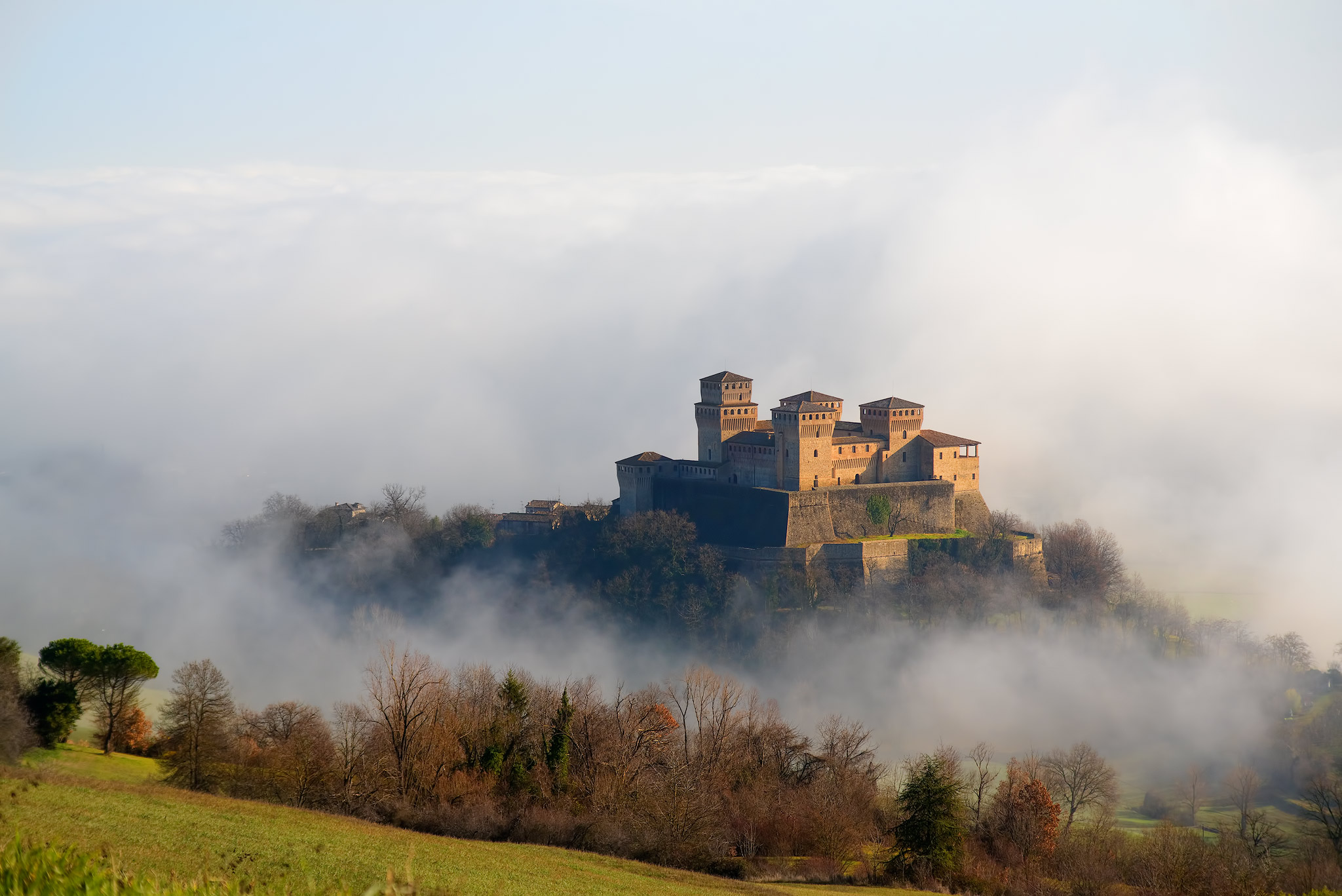 Castle of Torrechiara (pr)