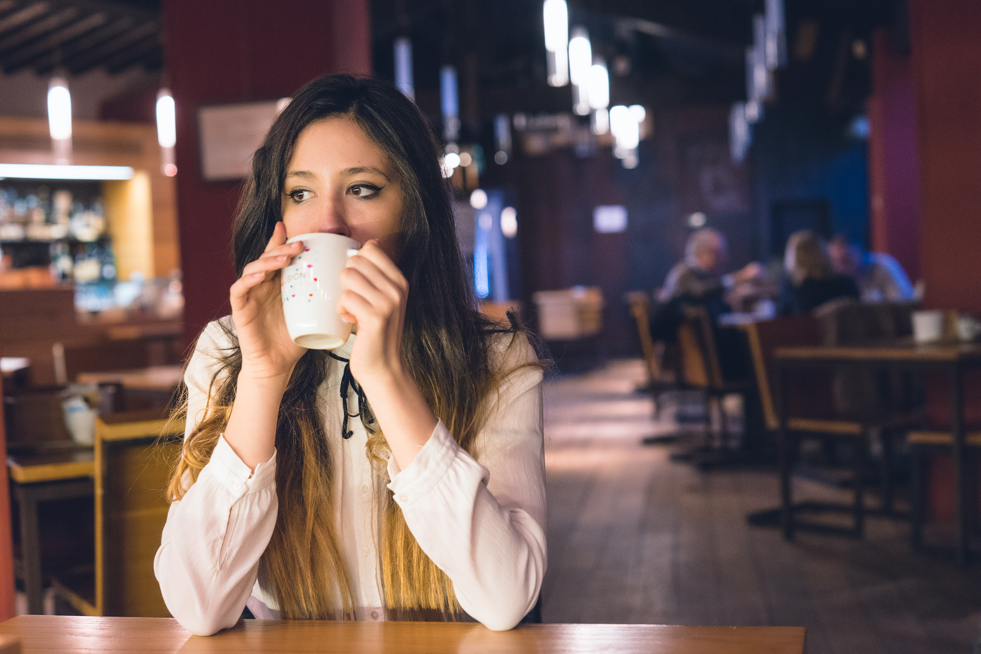 Ci si rilassa davanti ad un buon thè