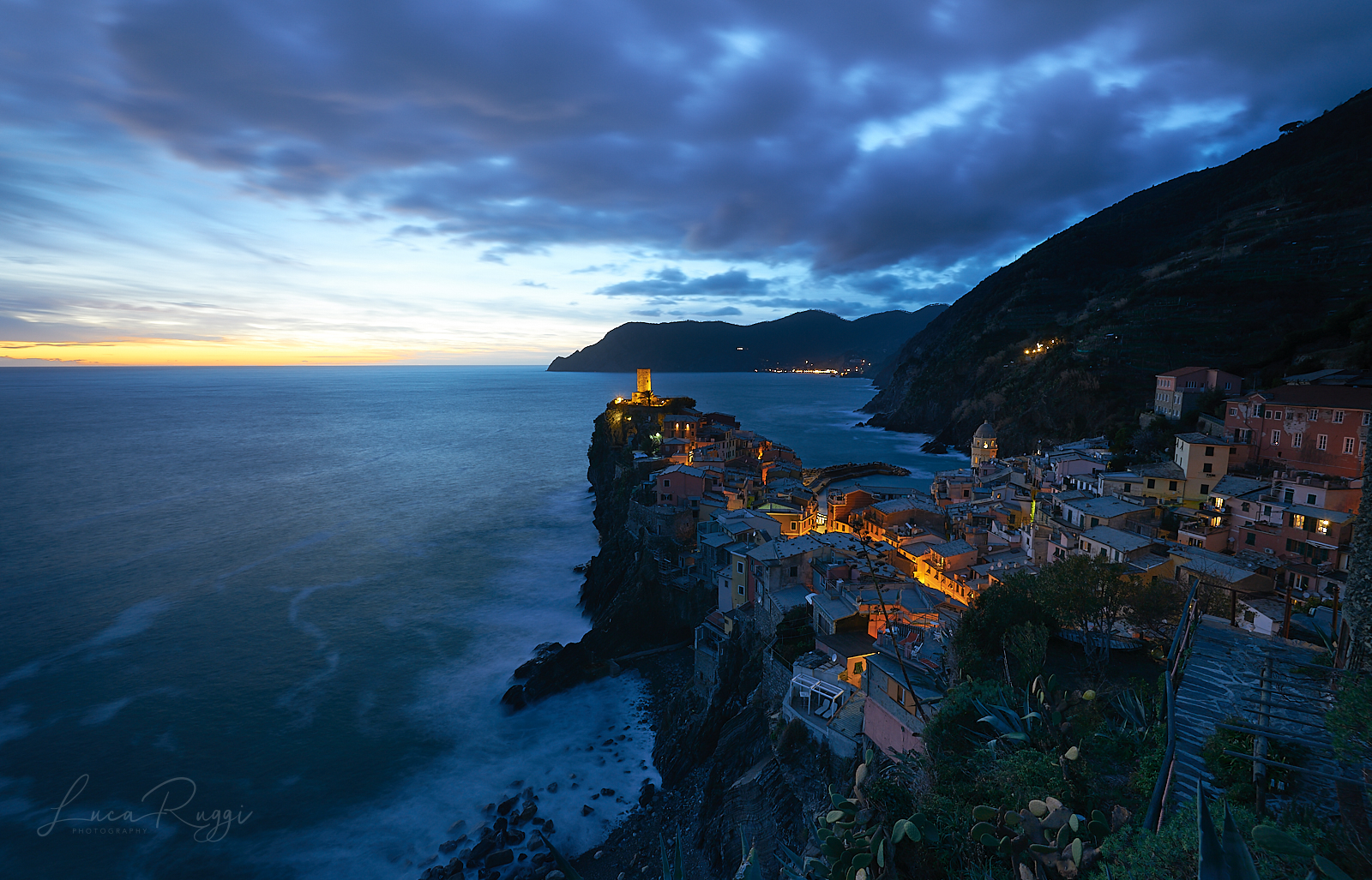 Vernazza now blue ... a classic that never tires