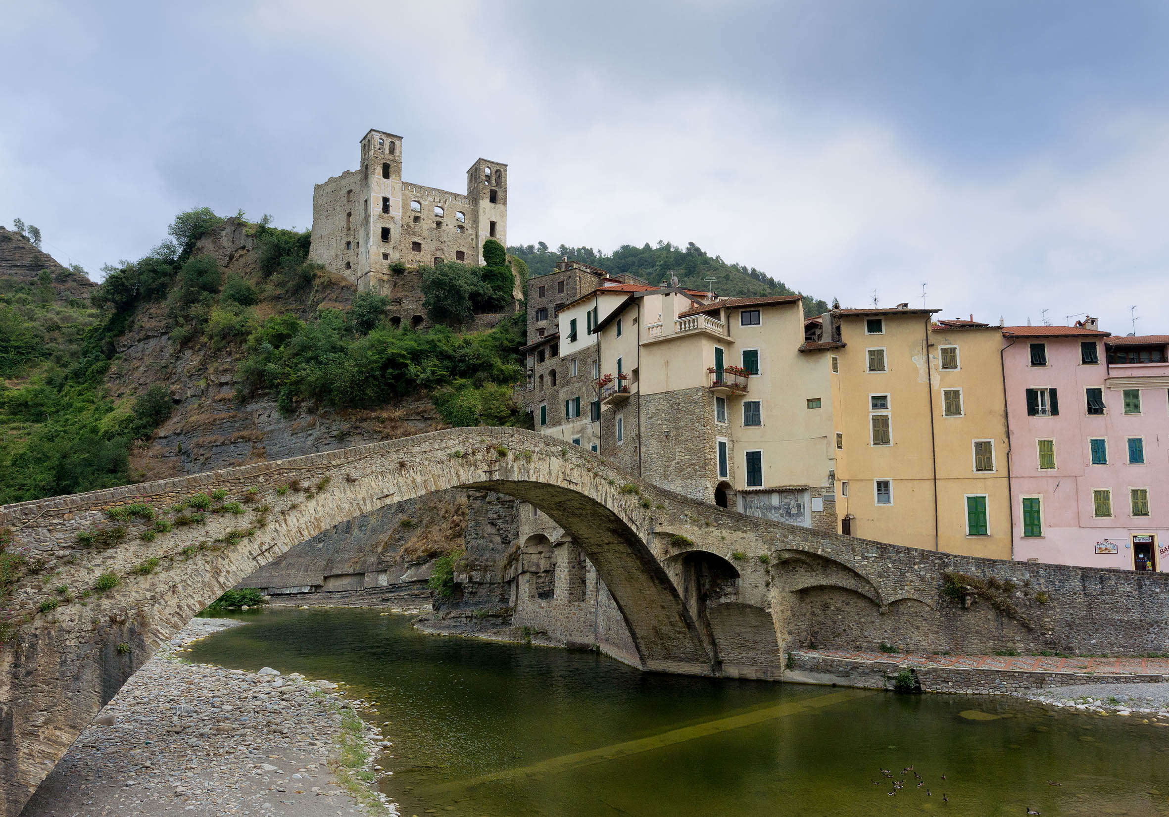 Dolceacqua - Ponte Vecchio e Castello