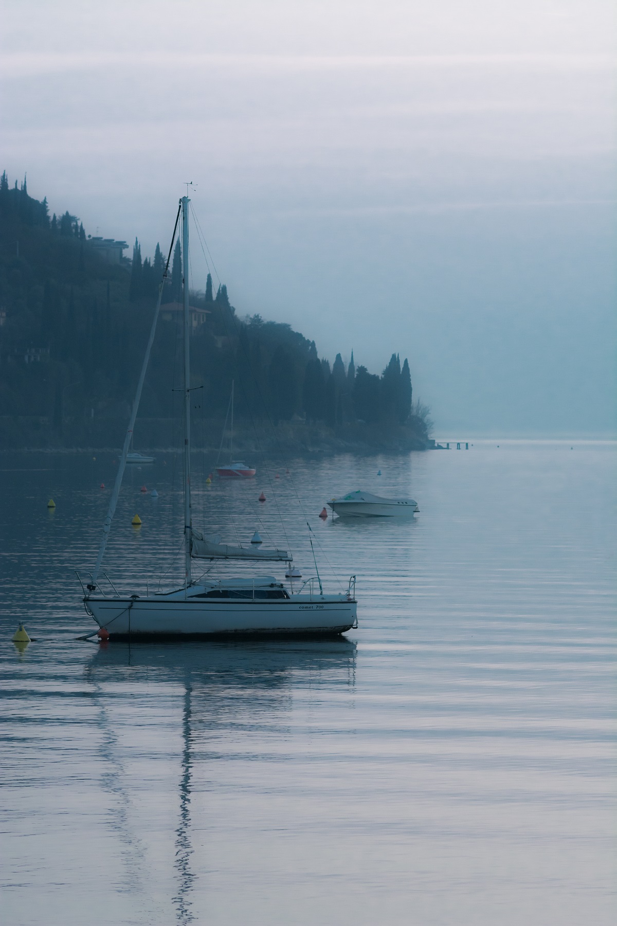 Barche nella foschia