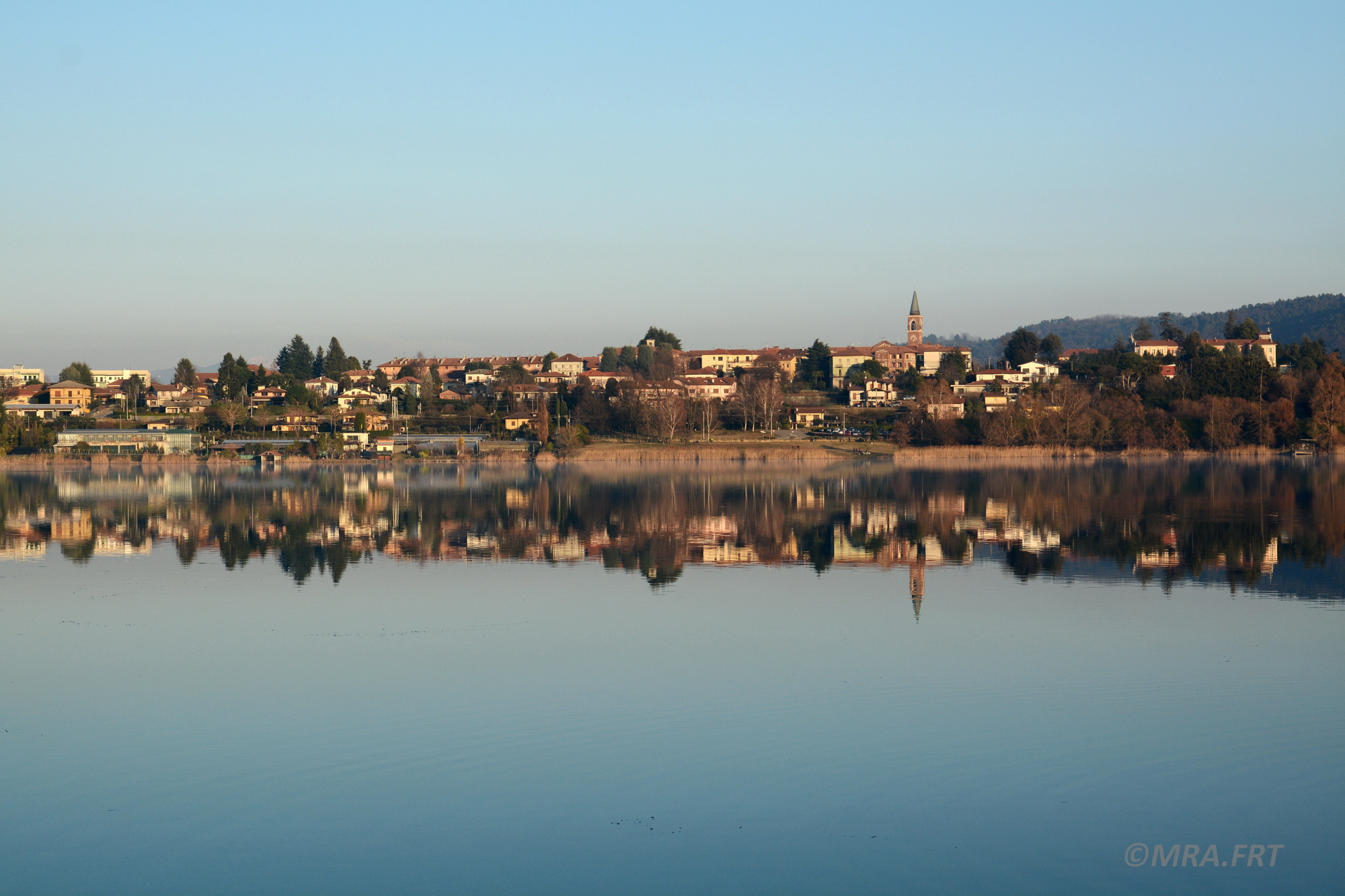 Varano Borghi-ihgroB onaraV