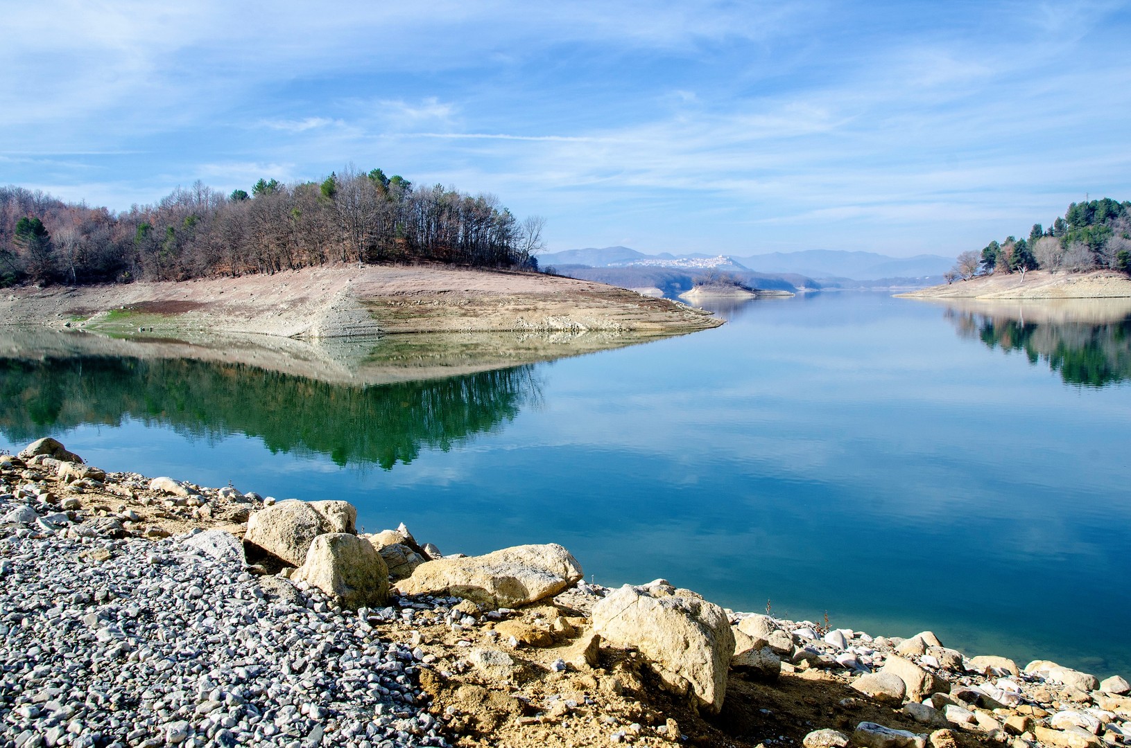 stone lake of Pertusillo (pz), Basilicata