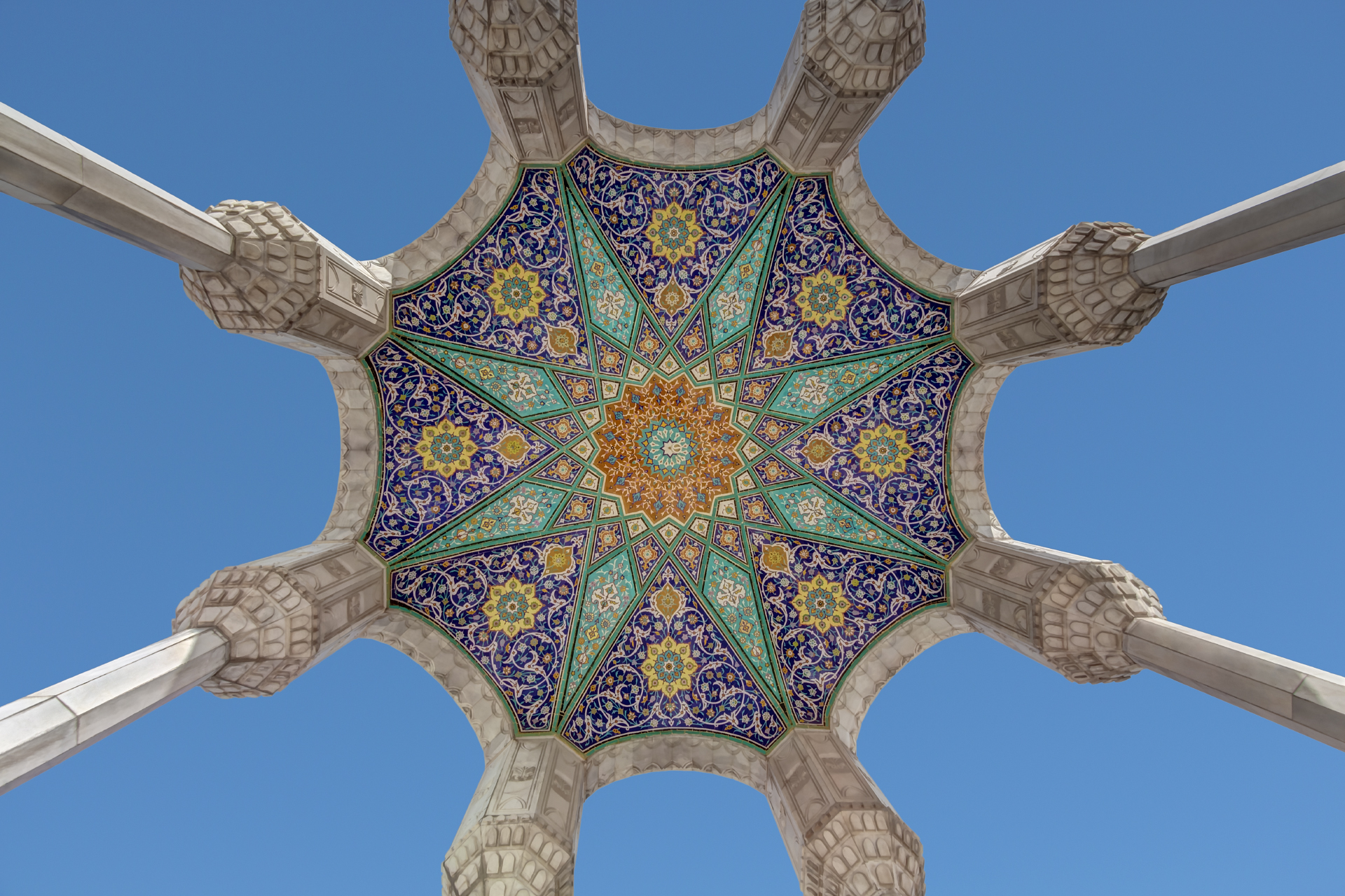 Area coperta della Tomba di Tababai Mirza Abo al Hasan