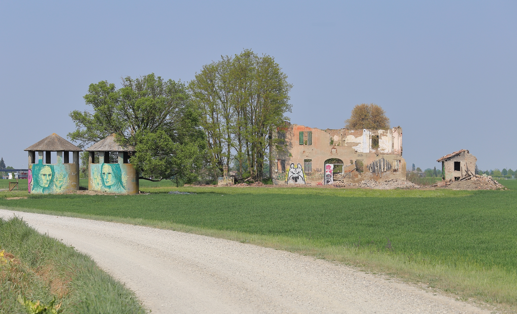 Corte agricola. Resti. Aprile 2017.