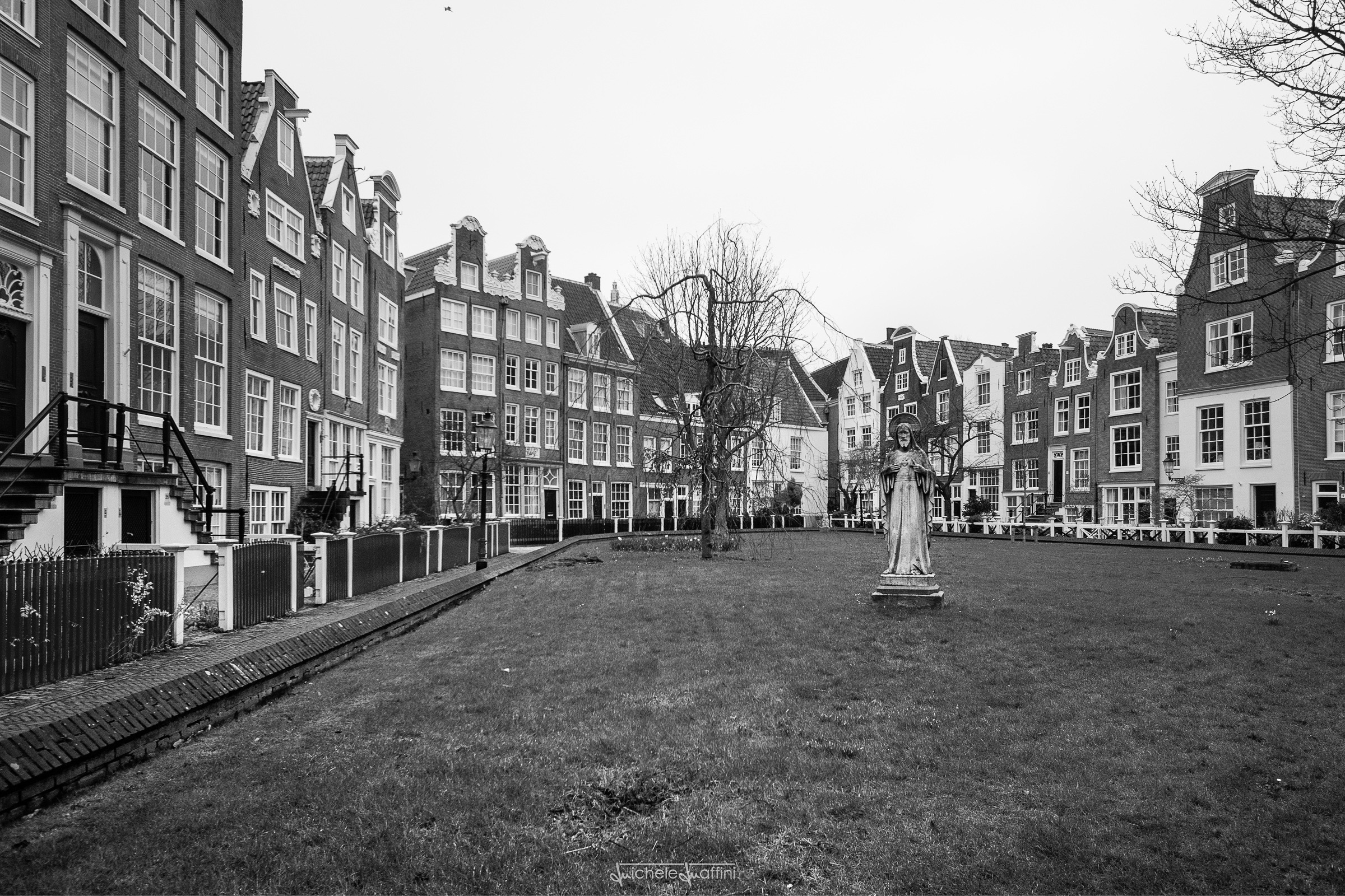 Amsterdam classic B & W
