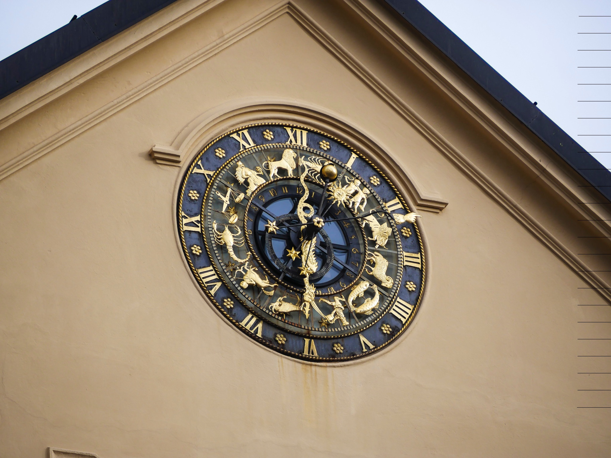 Insbruck clock