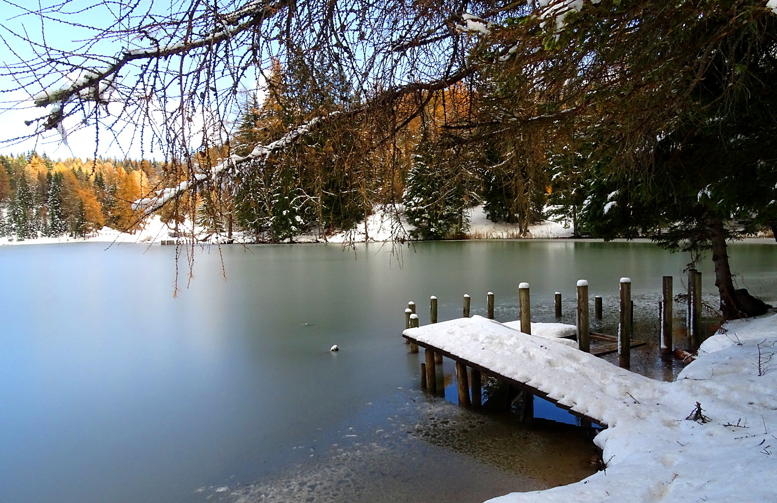 Ice-cream lake after the first snowfall