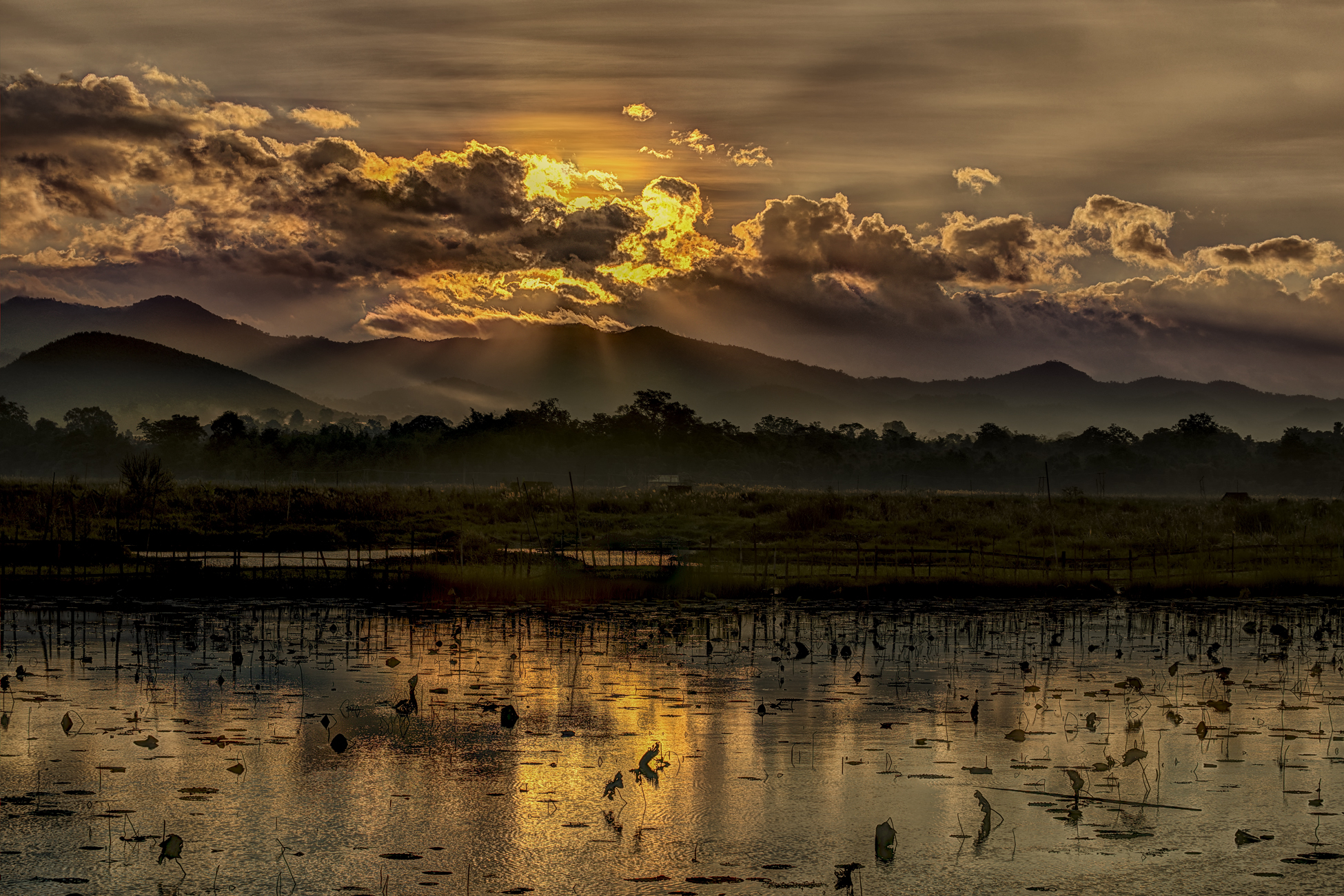 sunrise on Inle Lake