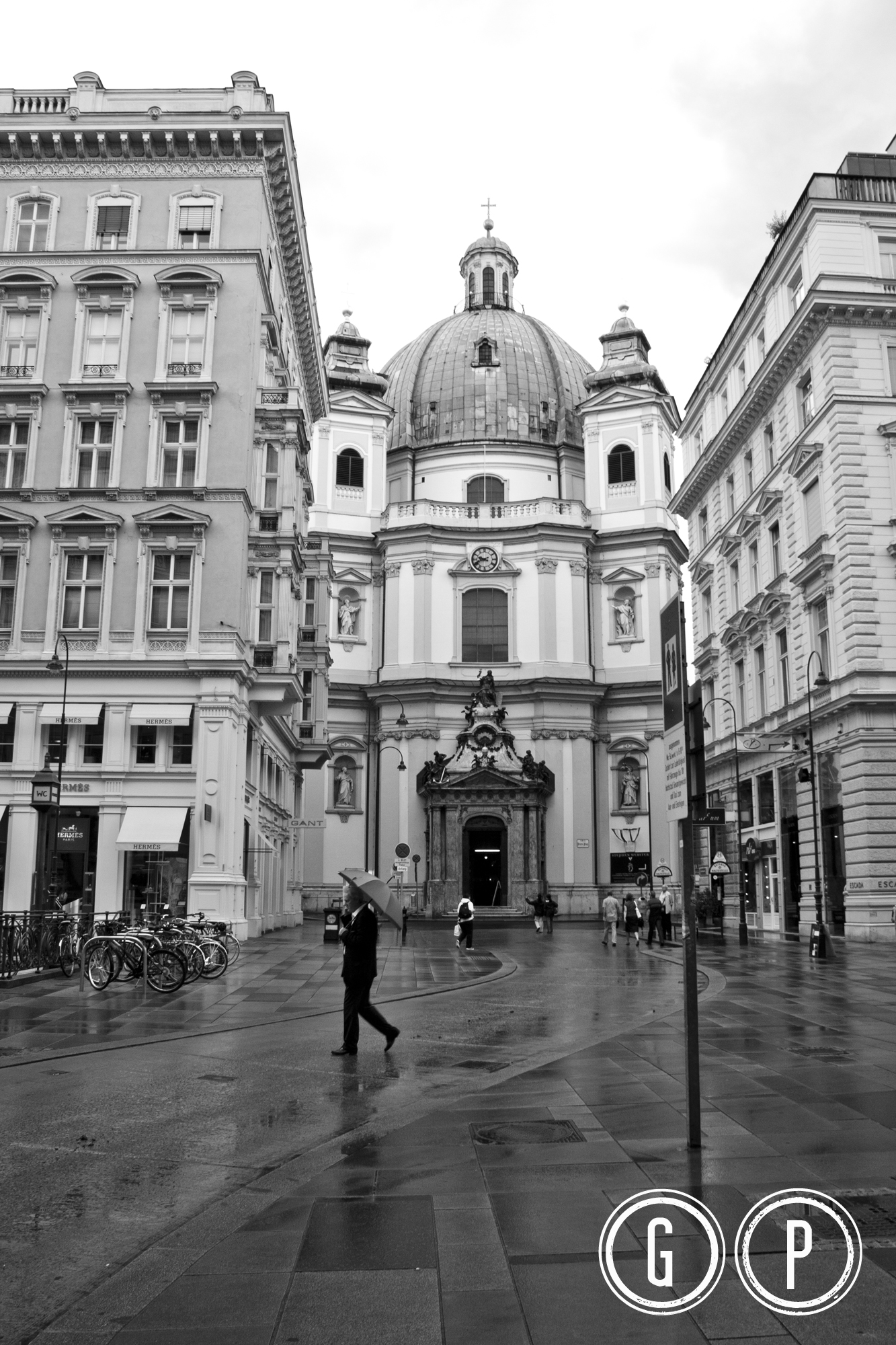 Rain. Street of Wien