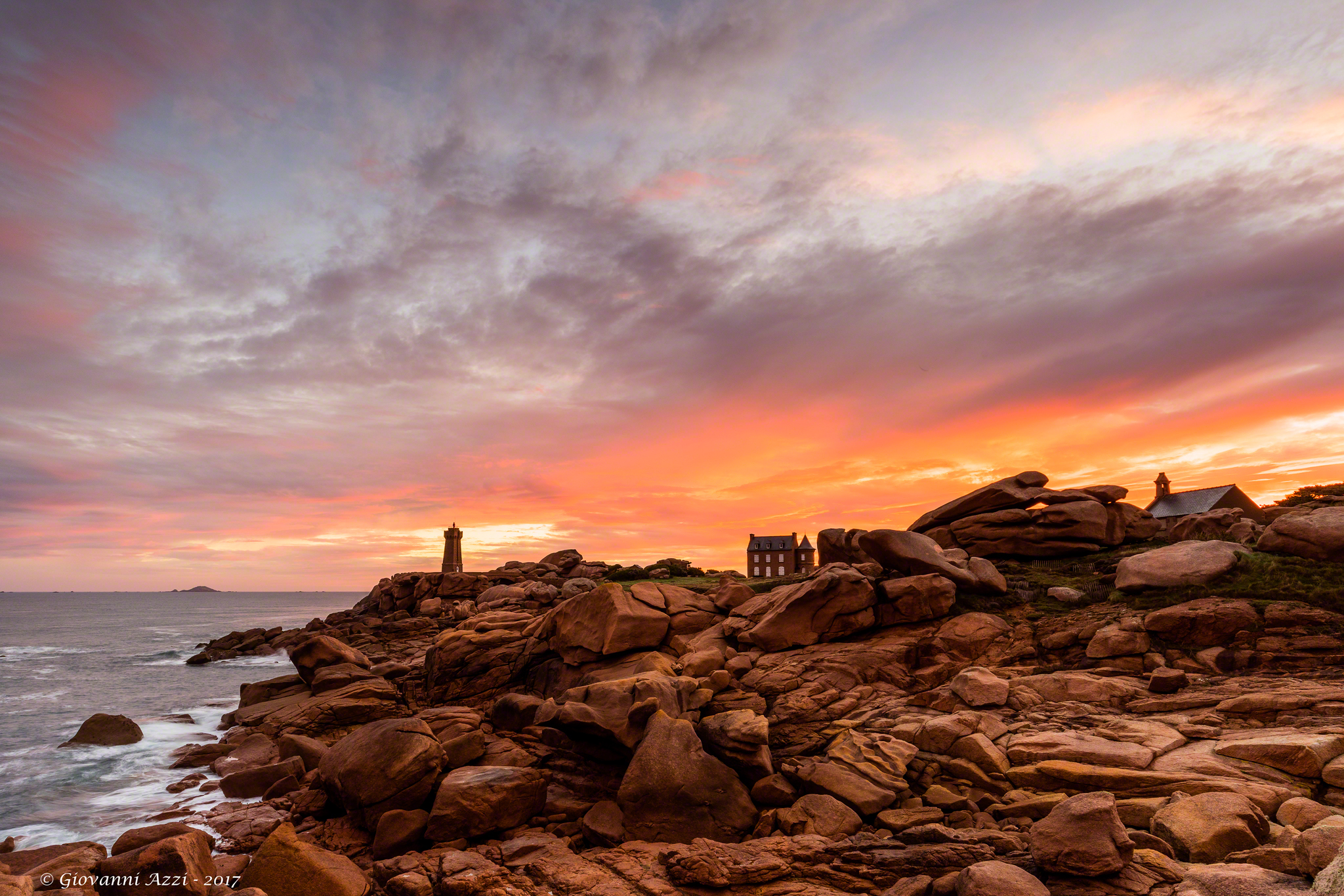 Sunrise at Ploumanac'h