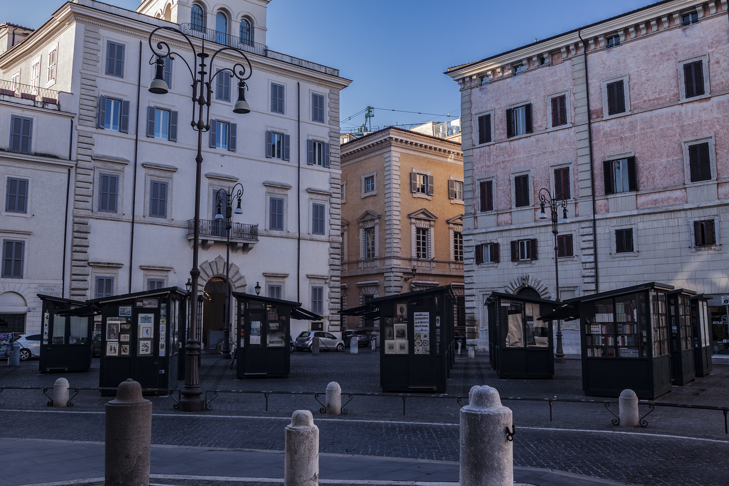 Piazza di Fontanella Borghese
