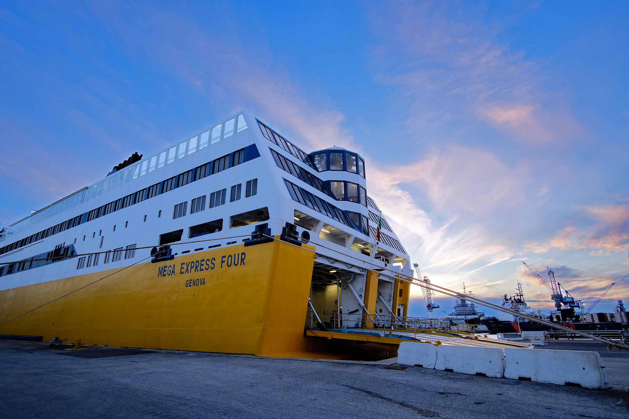 Mega Express Four at sunset in Toulon