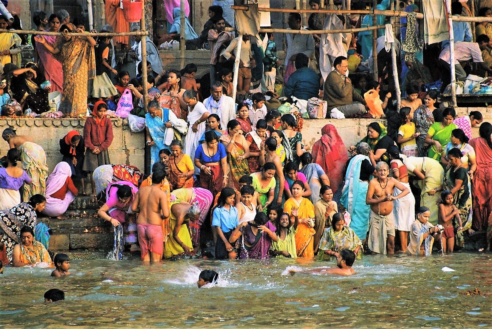 Il bagno nel Gange
