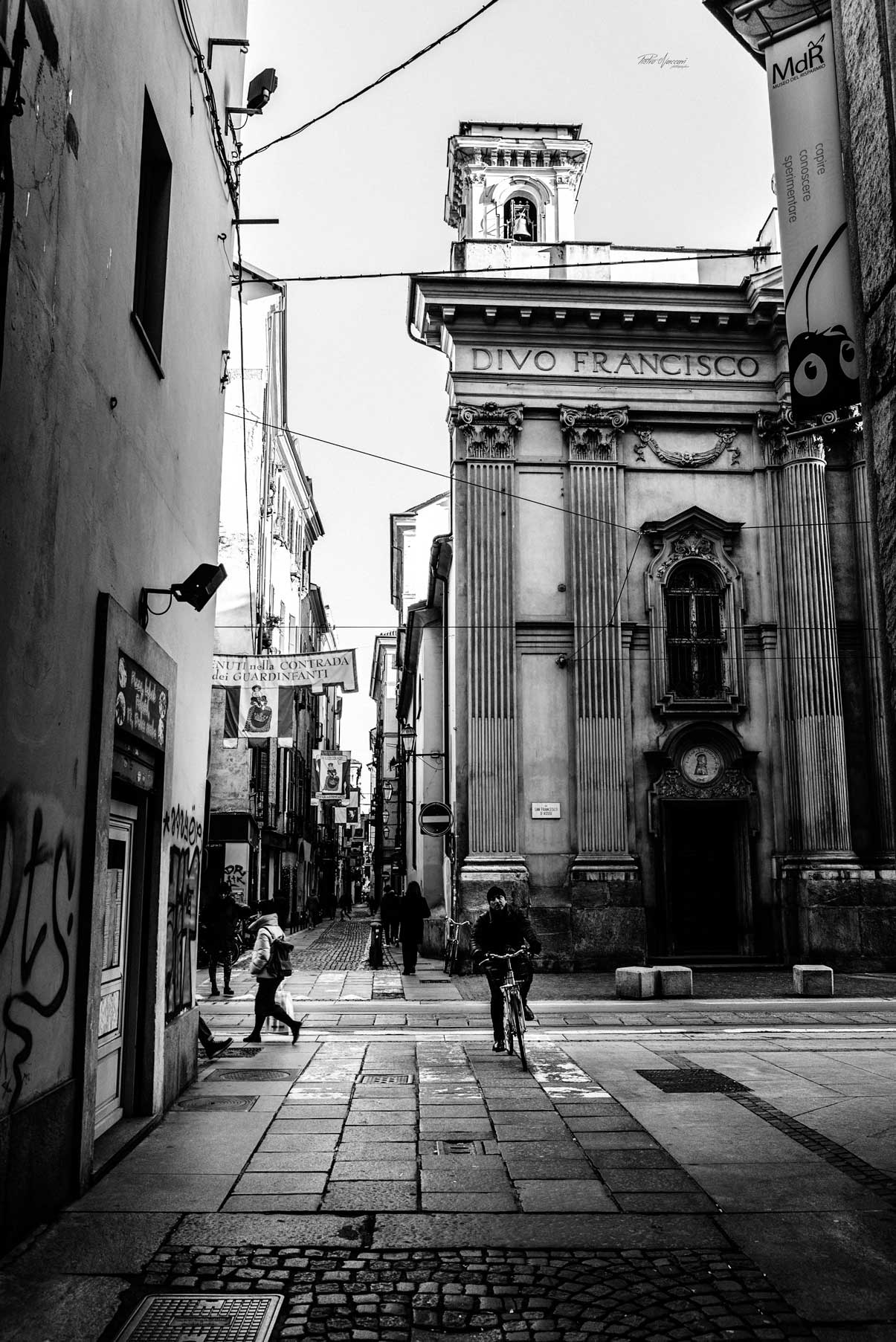 Lost in the alleys in search of inspiration