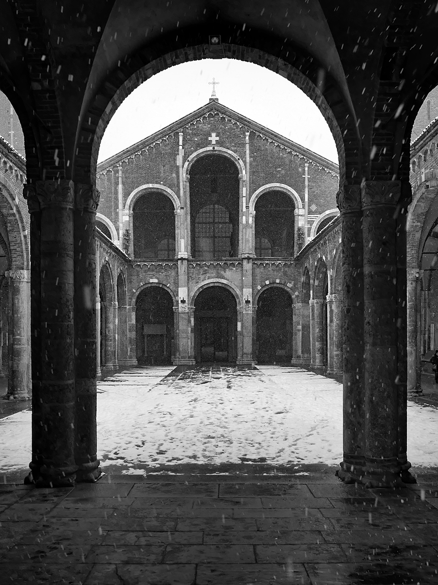 Snowfall at Sant'Ambrogio