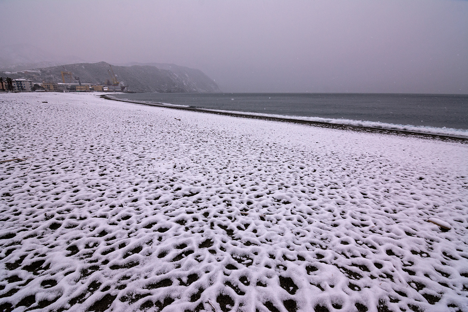 La neve sul mare