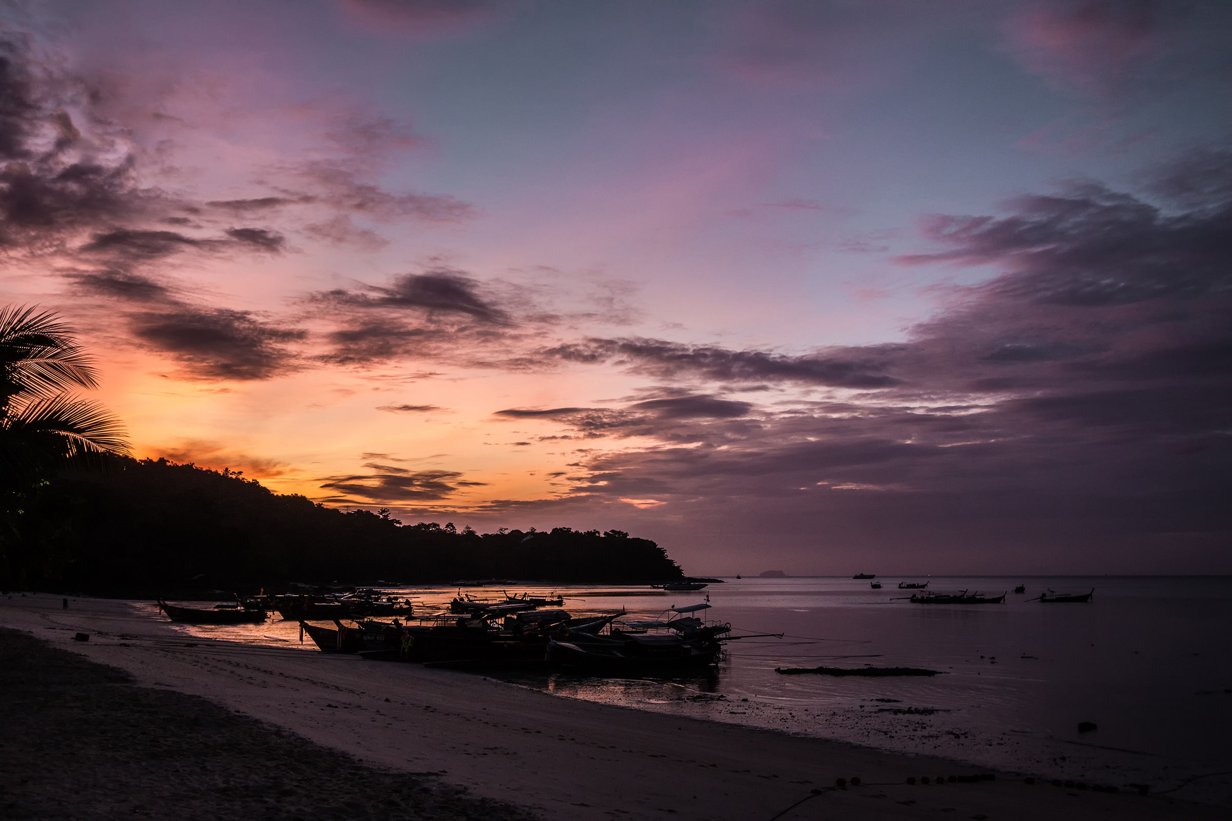 Phi Phi Don all'alba