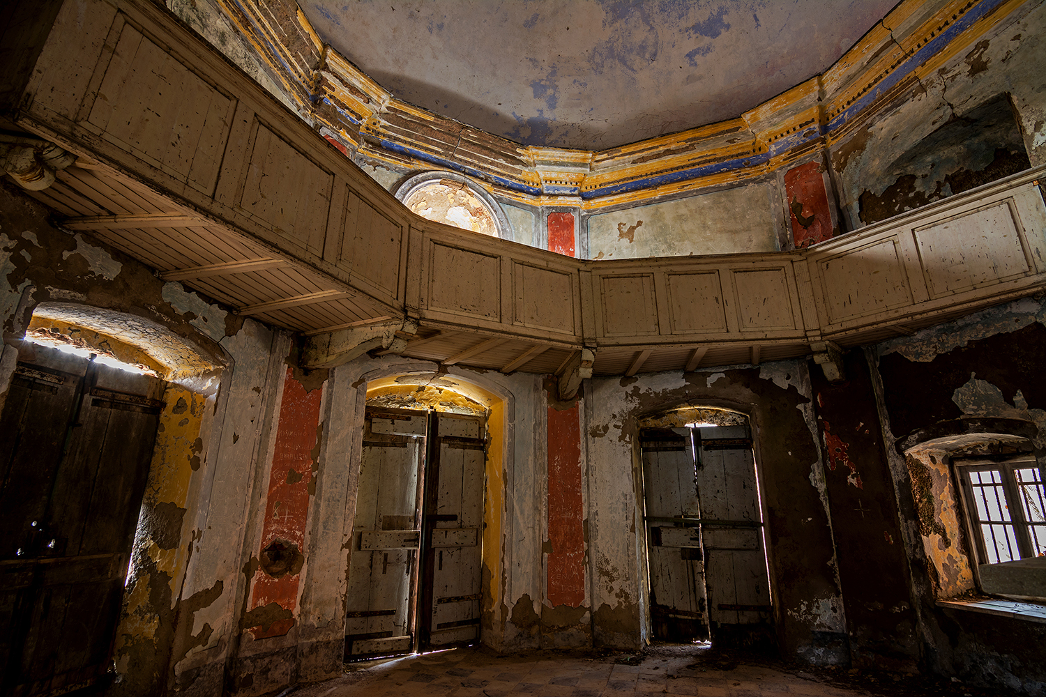 The abandoned church2