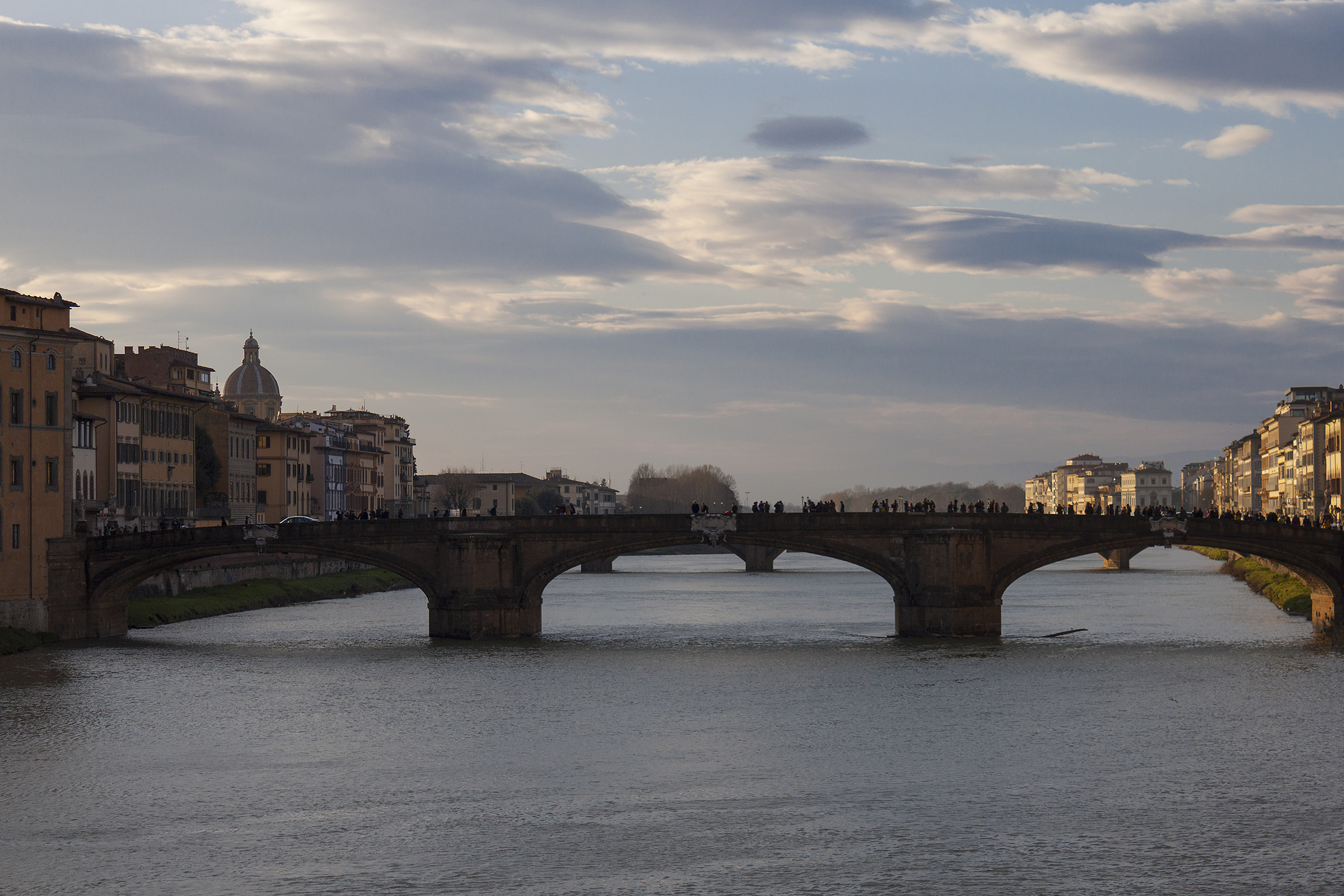 Il ponte sul fiume