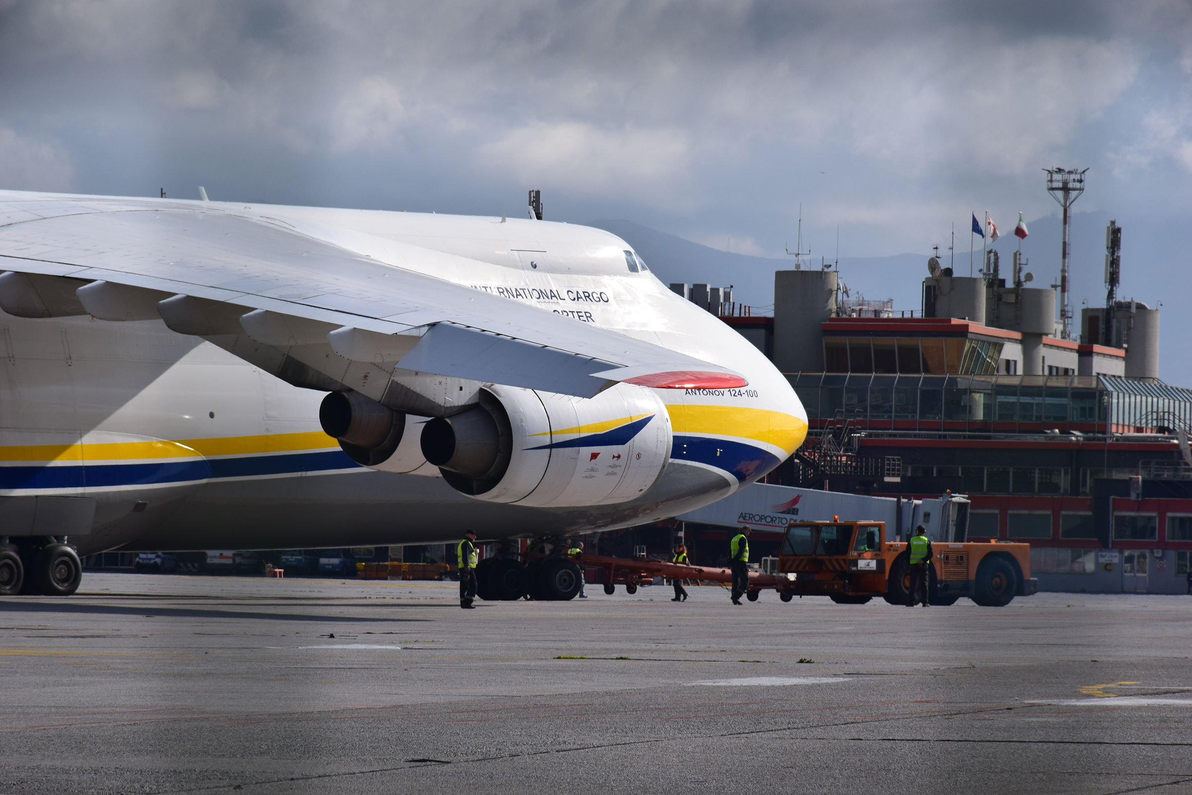 Il gigante Antonov 124