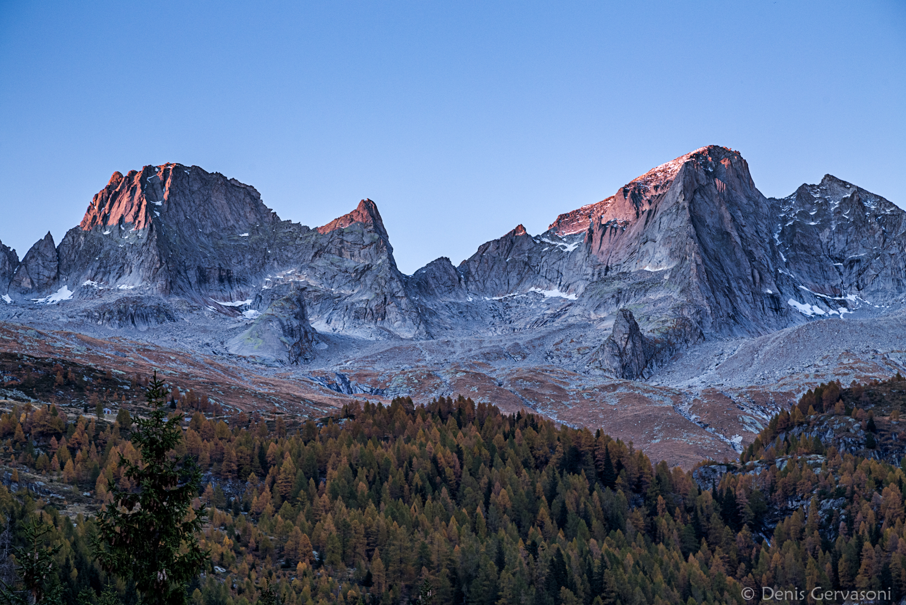 Badile e Cengalo in autunno