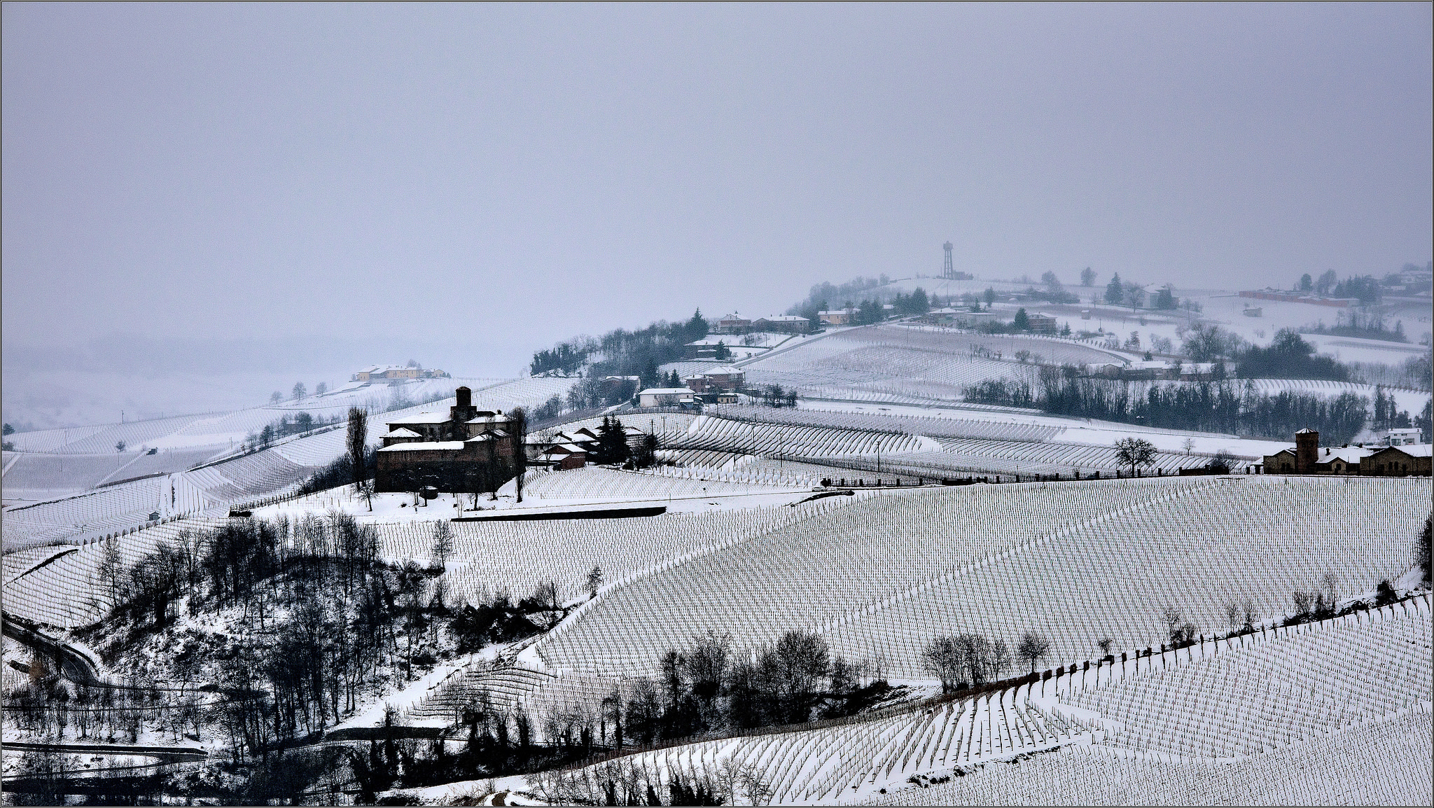 Langa under the snowfall 3