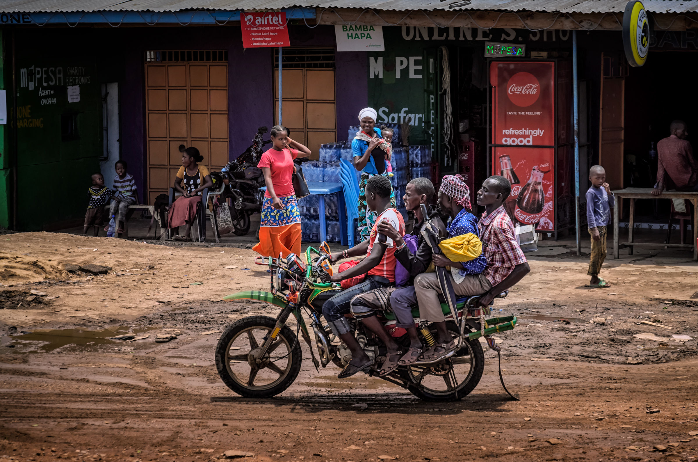 a stroll in the square ...