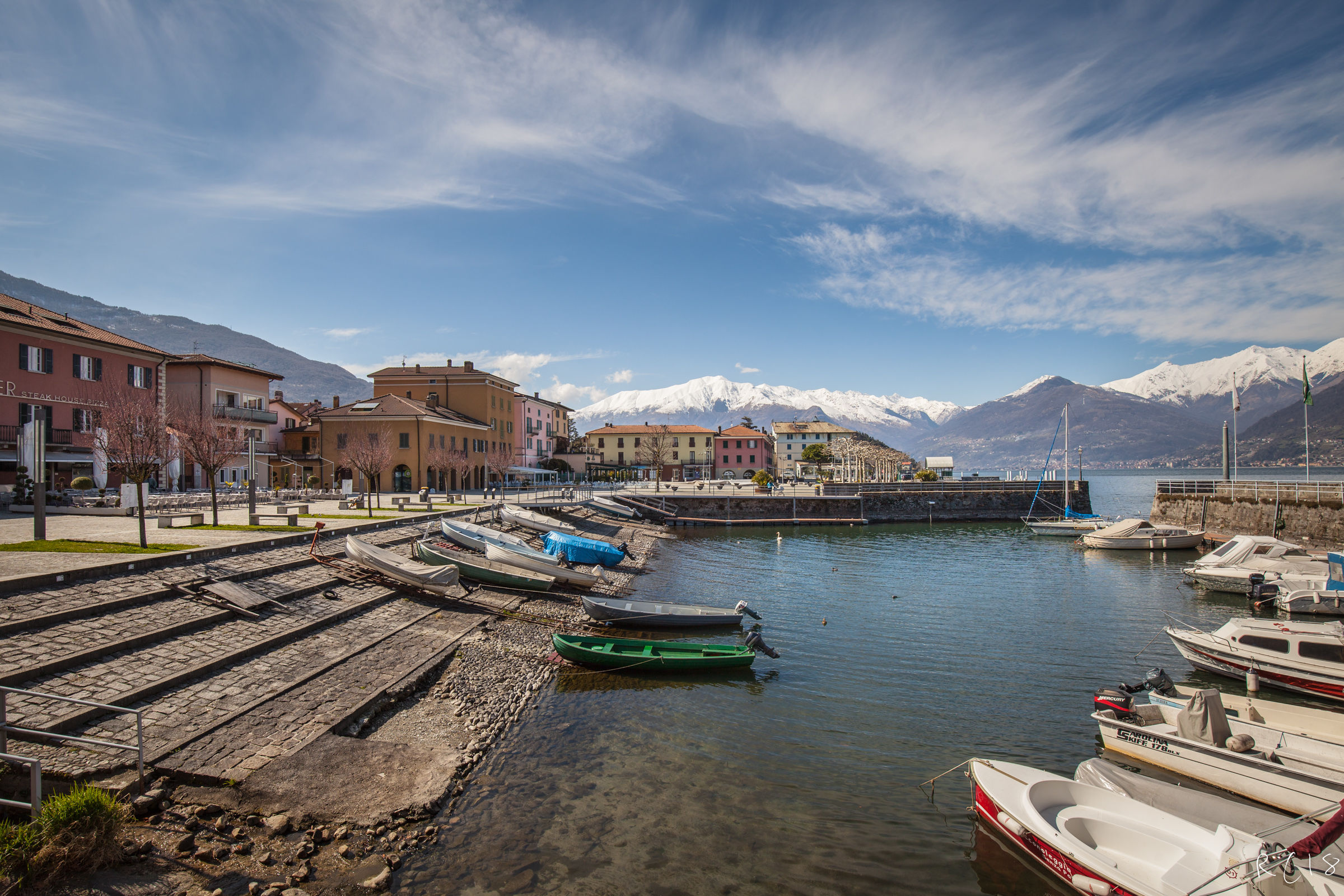 The small port of Colico