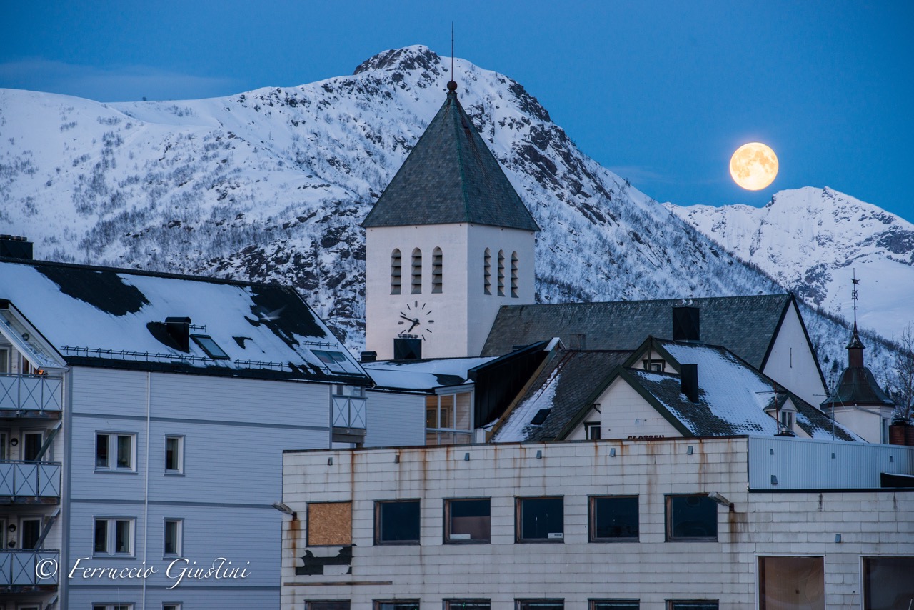 Sunrise in Svolvaer