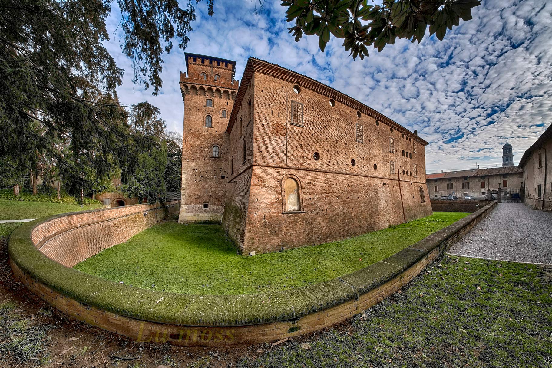 The Rocca Viscontea of ??Urgnano. 1