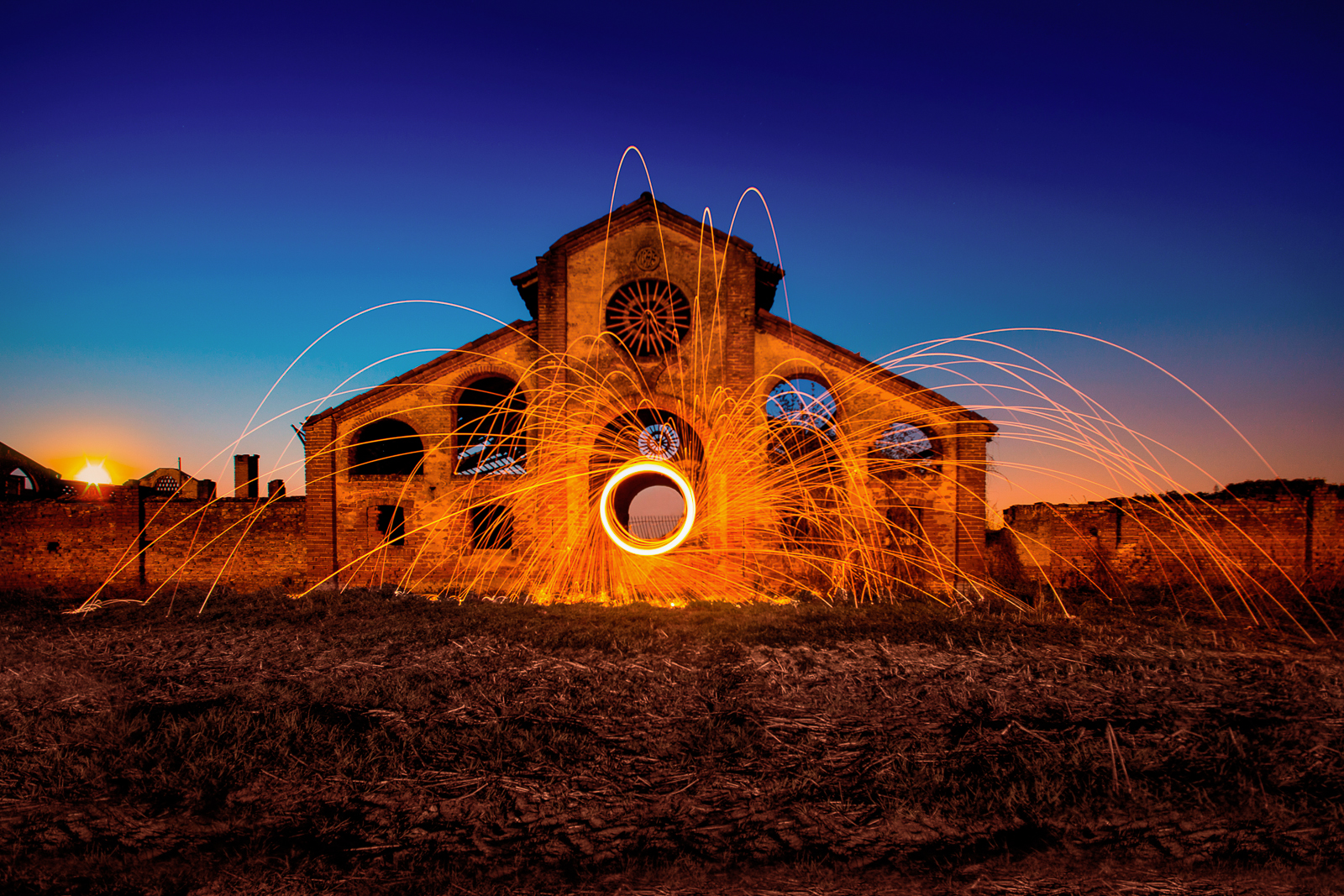 Vortice di Luce all'alba