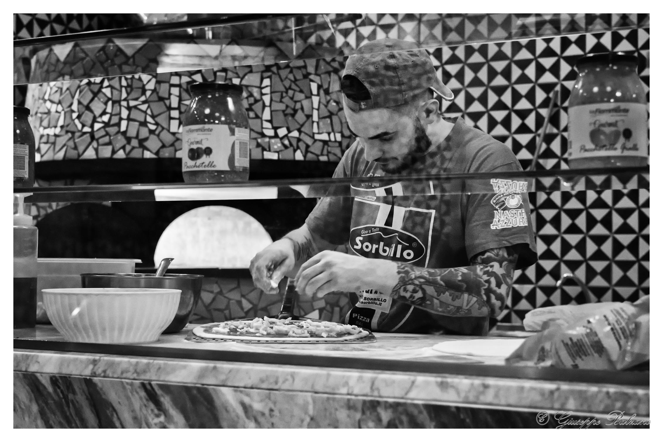 La pizza di Sorbillo