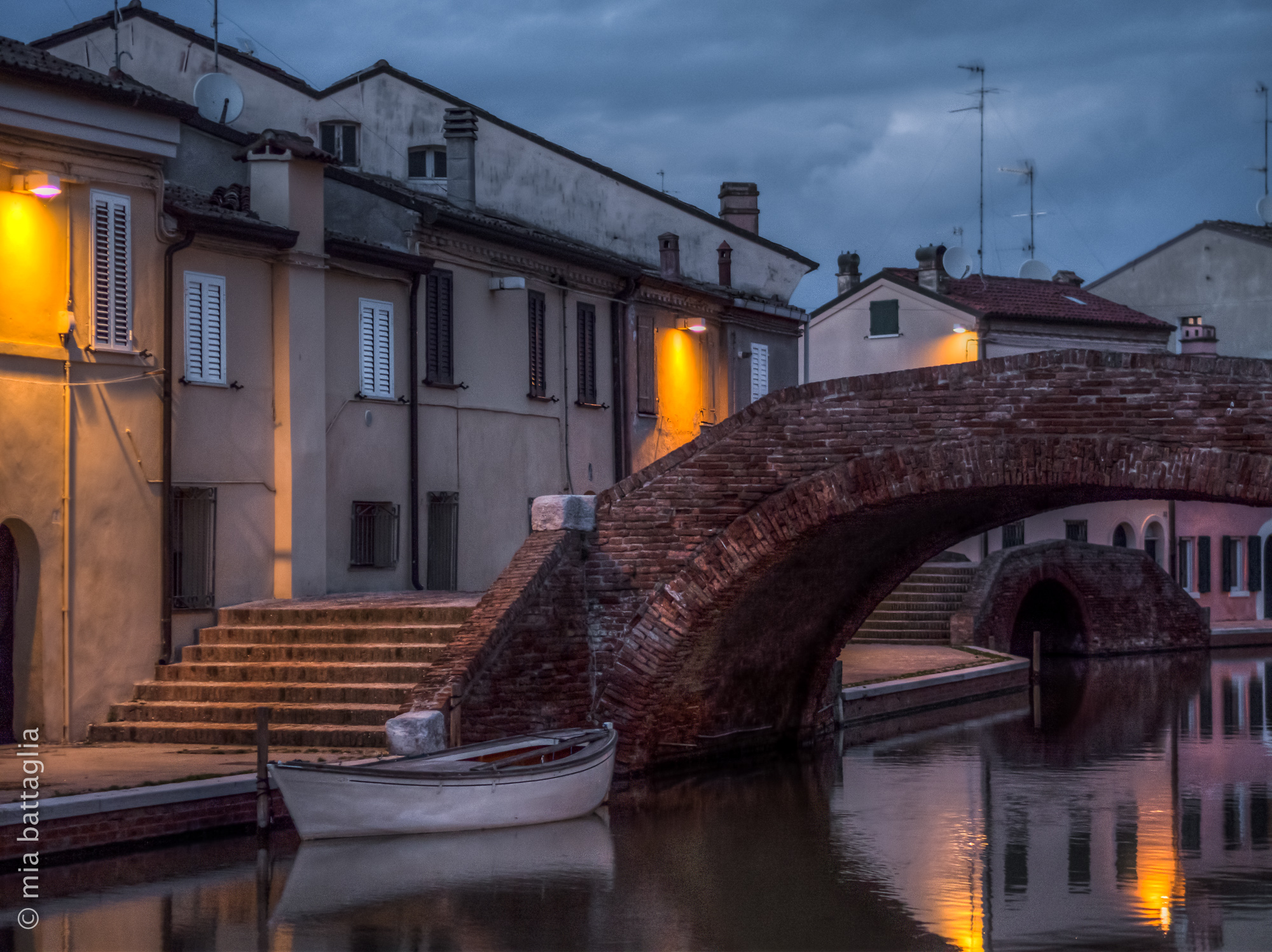 Last lights of the day on Comacchio
