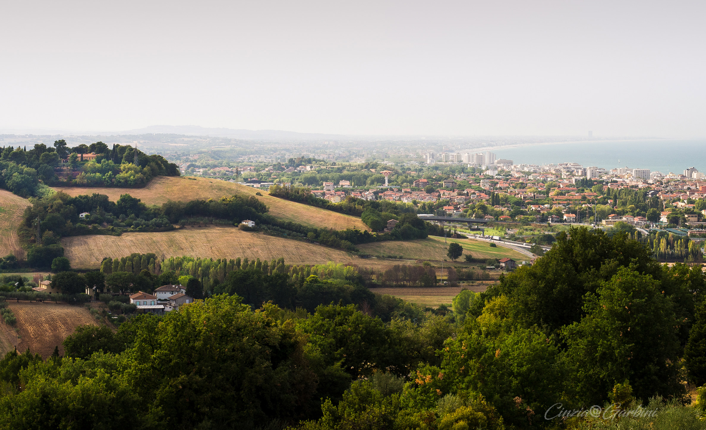 between countryside and sea