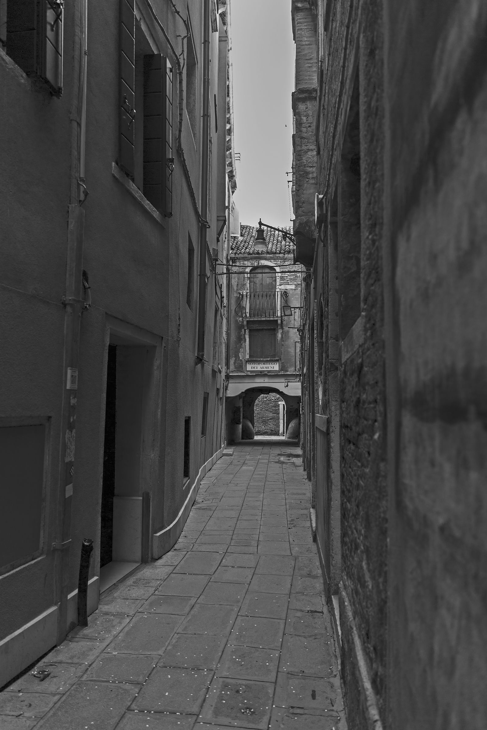Alleys (Venice)