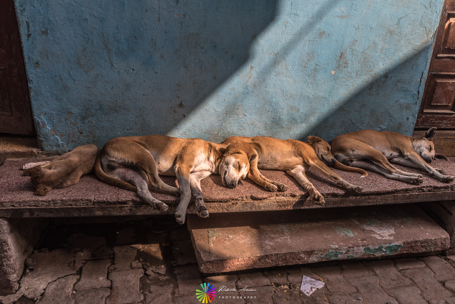 In fila per tre con il resto di uno